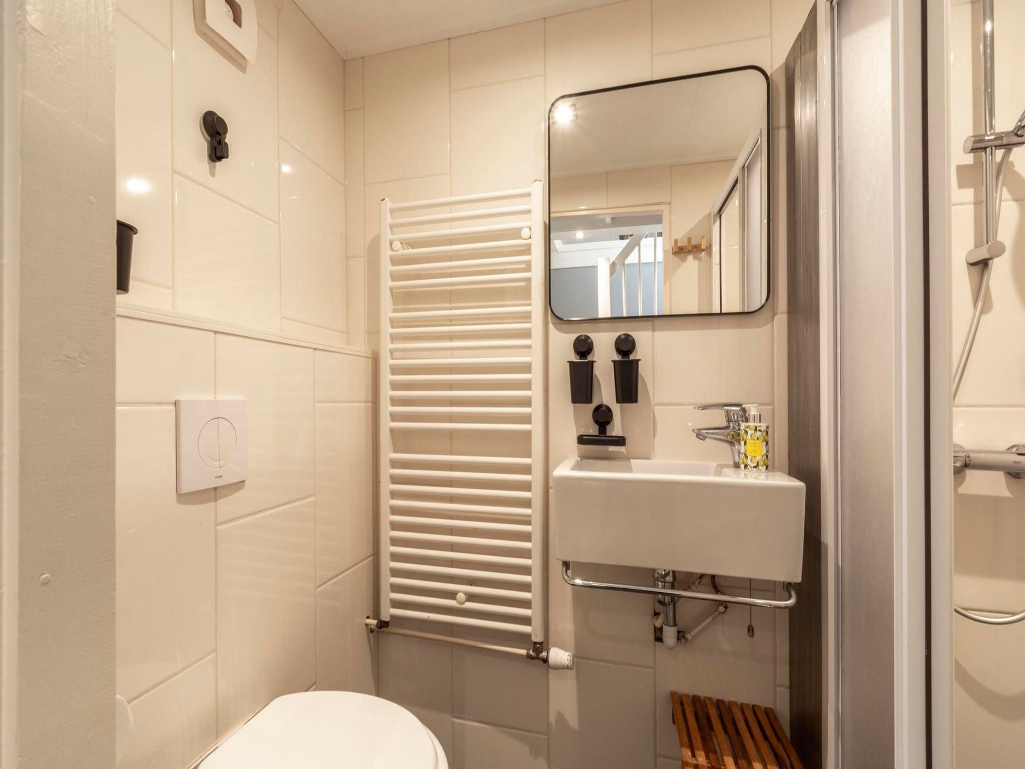 De badkamer van Belkmerduinen 2 in Sint Maartenszee