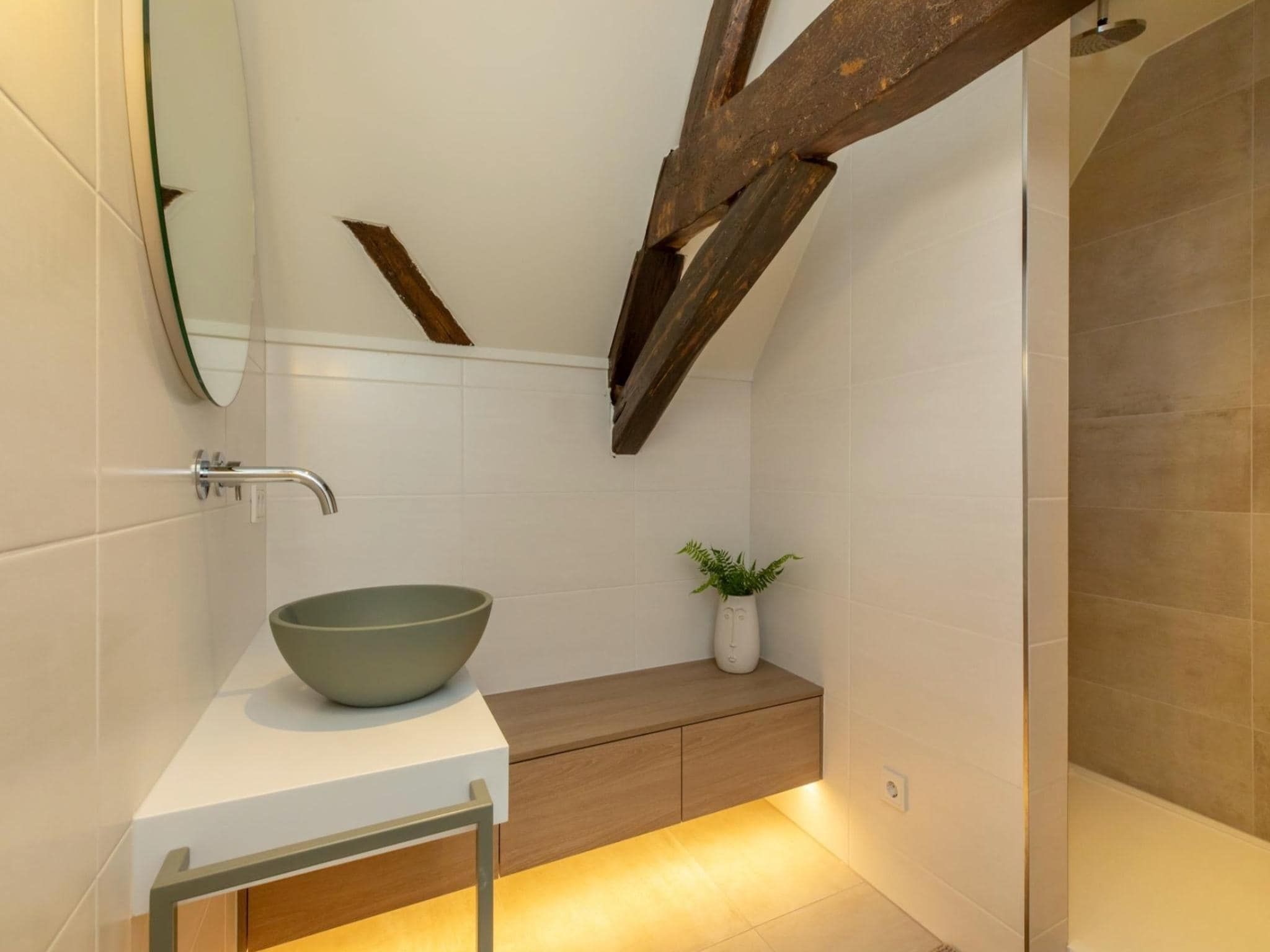 De badkamer van Vakantiehuis 'Boerderij Molenhof' - Stationsweg 5  Heinkenszand in Heinkenszand