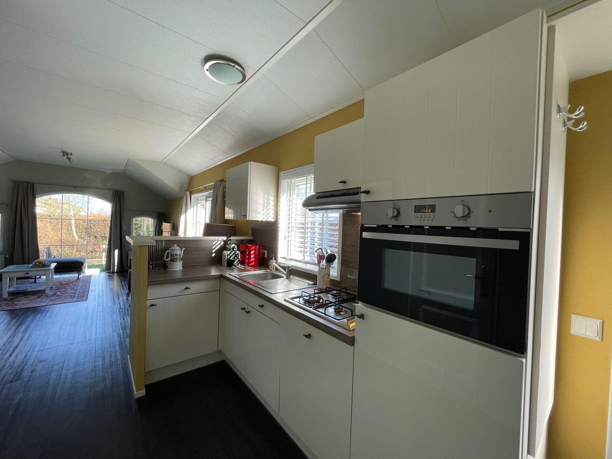 De keuken van Boerderijchalet in Sint Nicolaasga