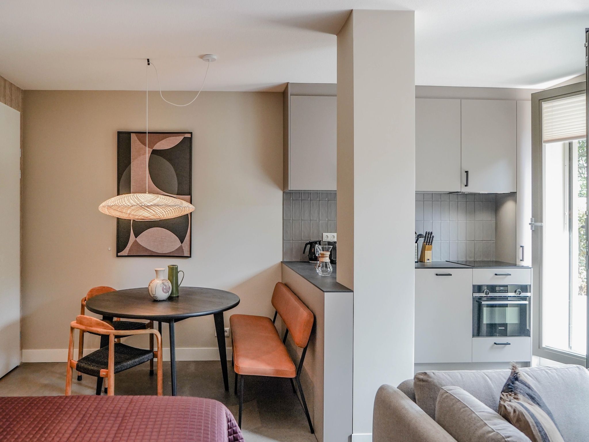 De eetkamer van Walden 1 in Den Haag