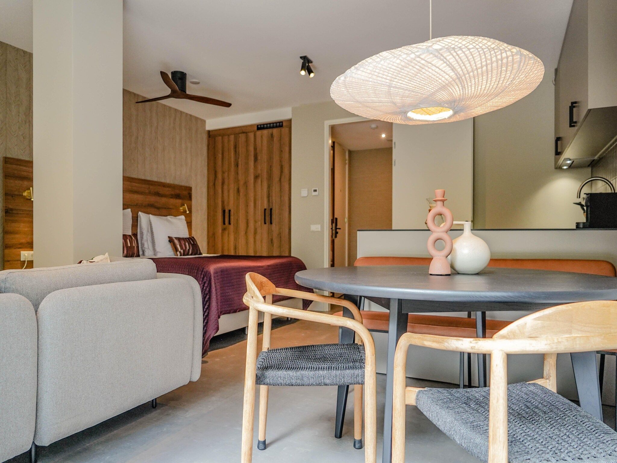 De woonkamer van Walden 1 in Den Haag
