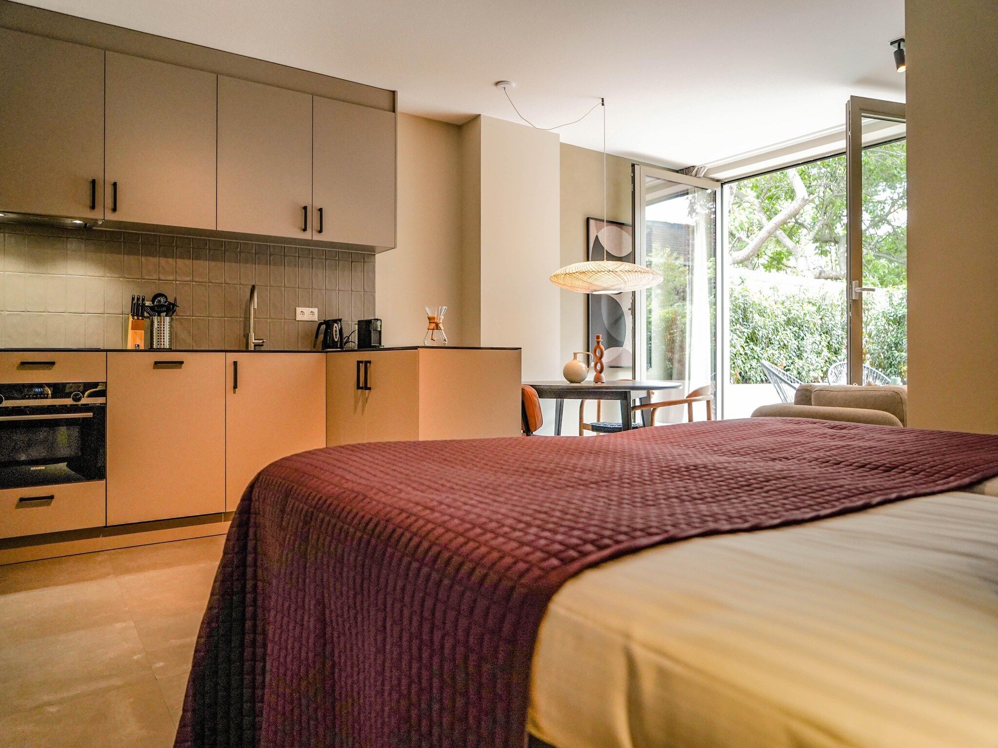 Een slaapkamer van Walden 1 in Den Haag