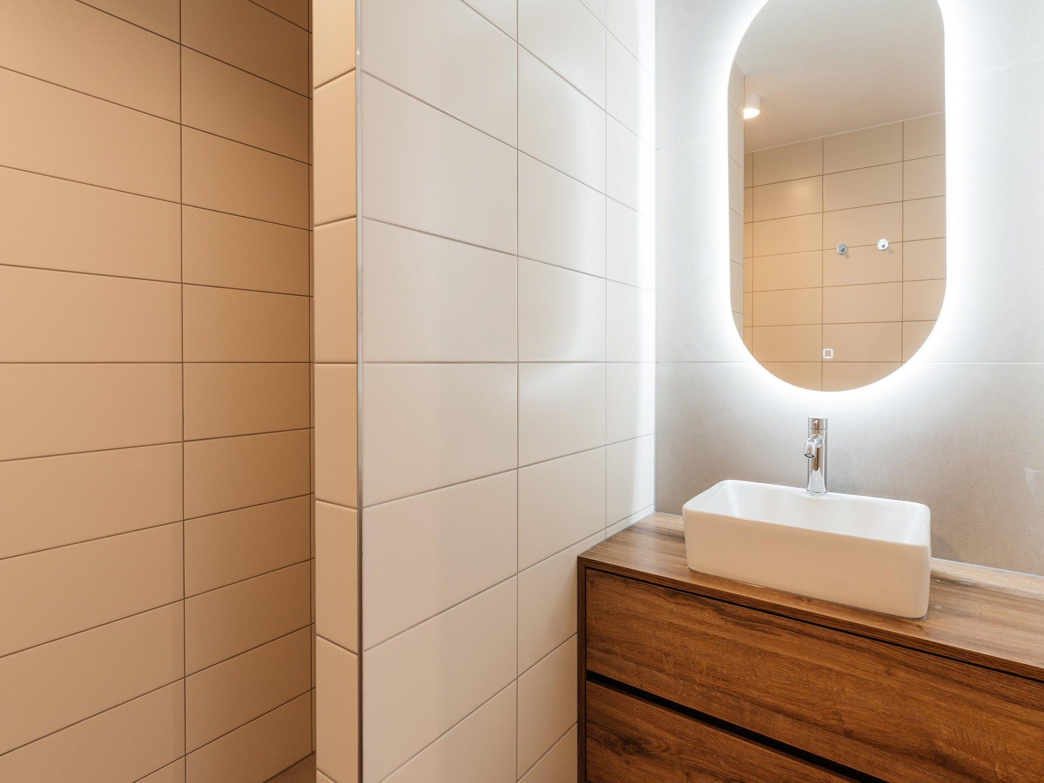 De badkamer van Walden 2 in Den Haag