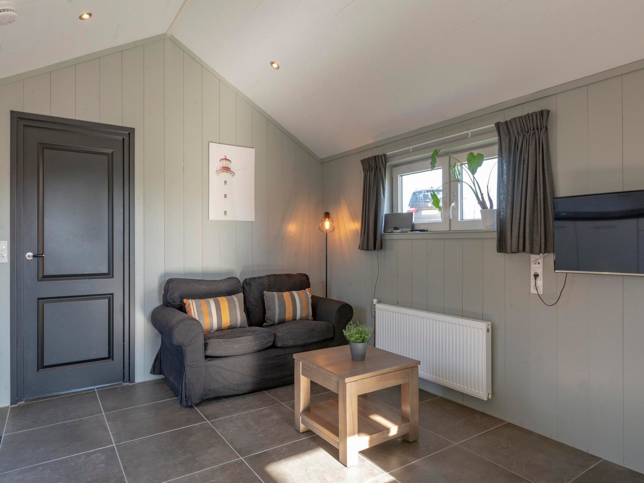 De woonkamer van Strandhuis 't Koepeltje in Groote Keeten