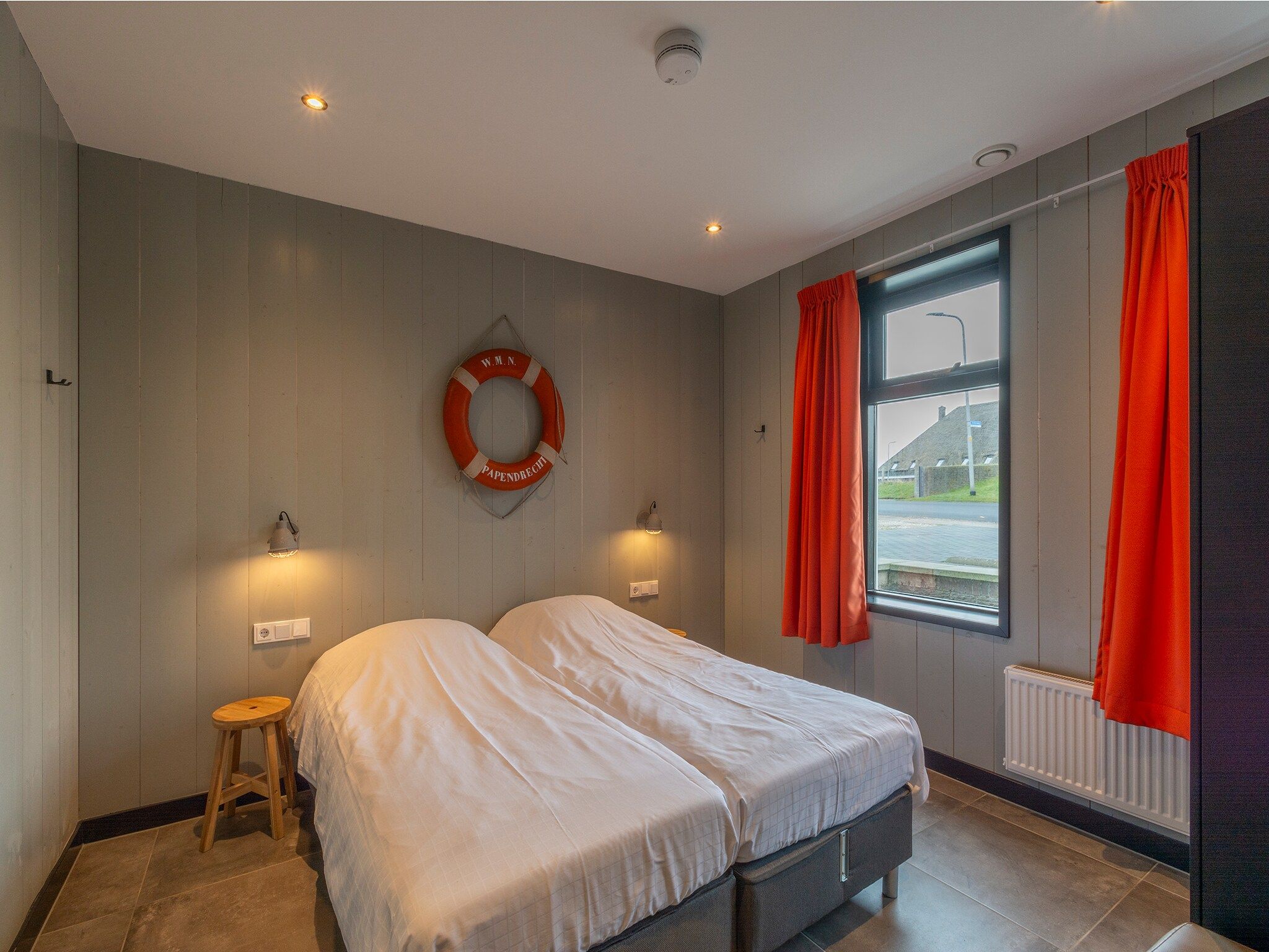 De eetkamer van Groote Kaap in Callantsoog