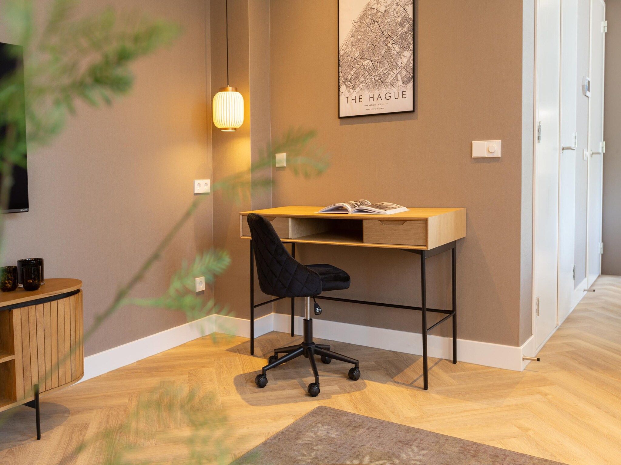 De woonkamer van Maurits 2 in Den Haag