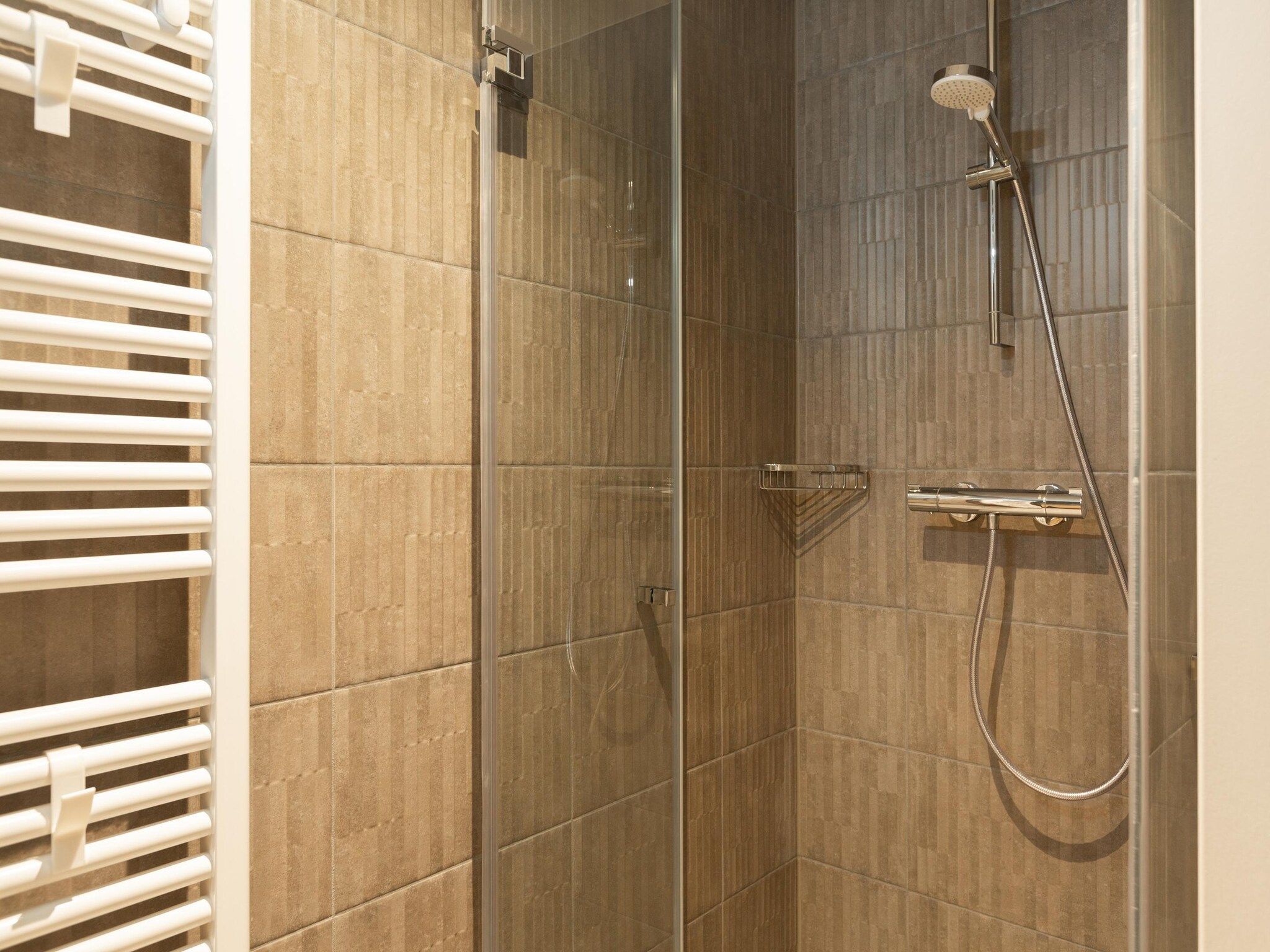 De badkamer van Maurits 2 in Den Haag