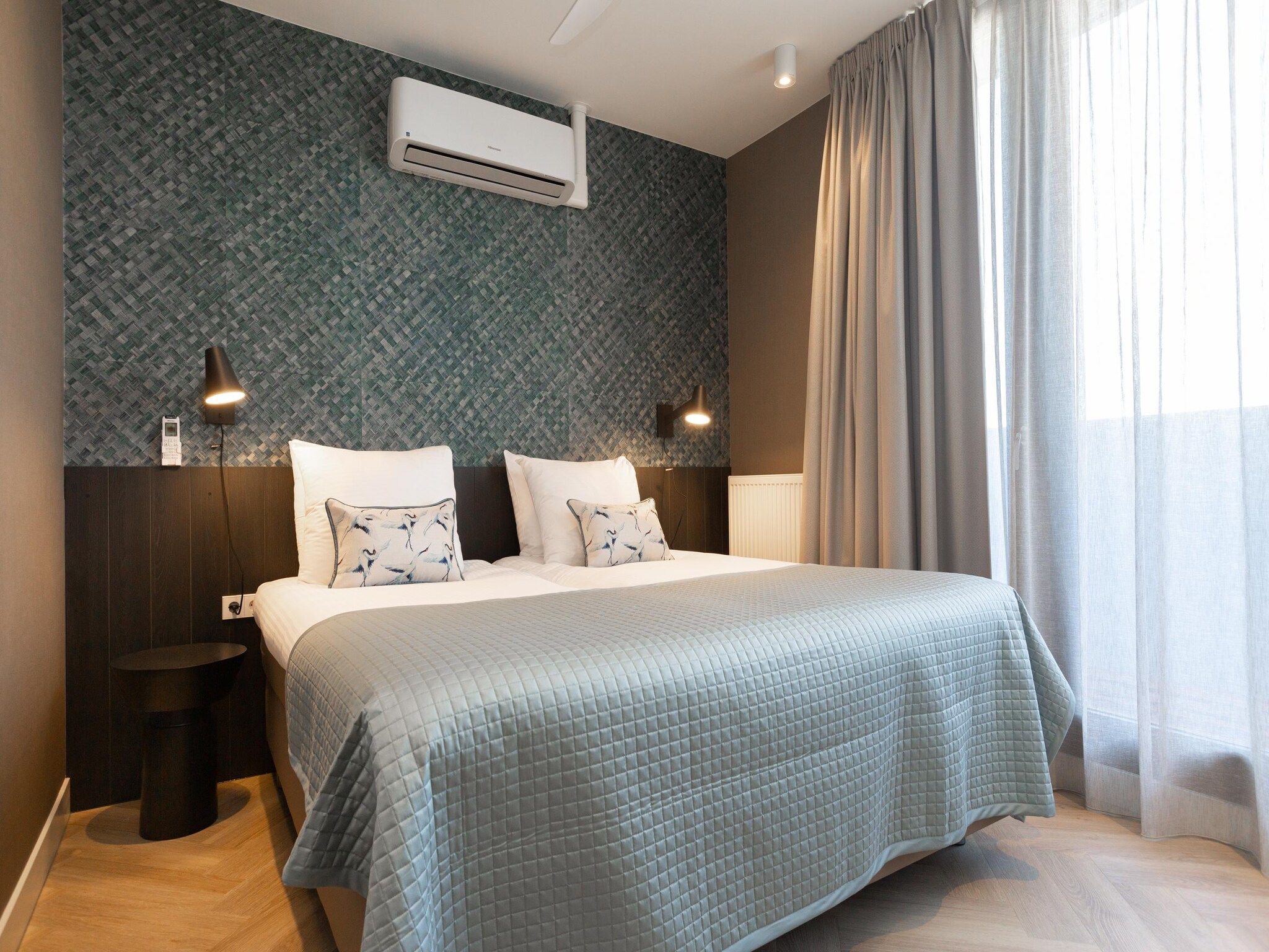 Een slaapkamer van Maurits 7 in Den Haag