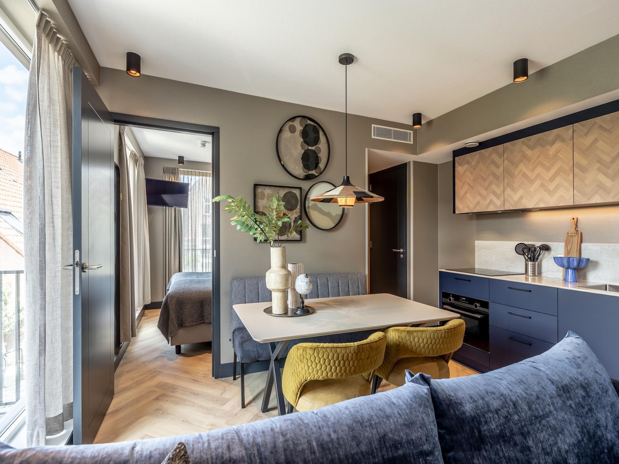 De eetkamer van Delft 2A in Den Haag