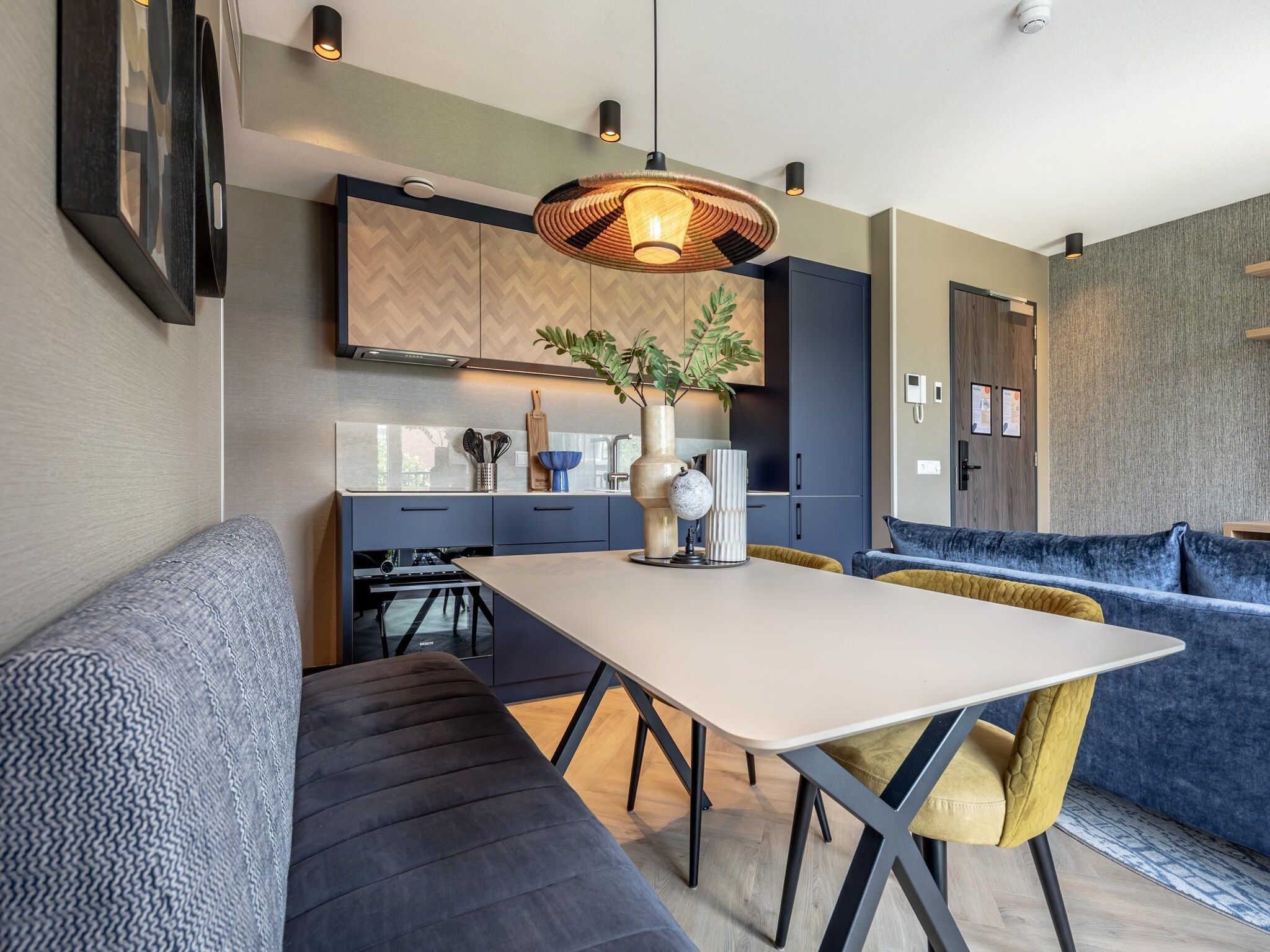 De eetkamer van Delft 2A in Den Haag