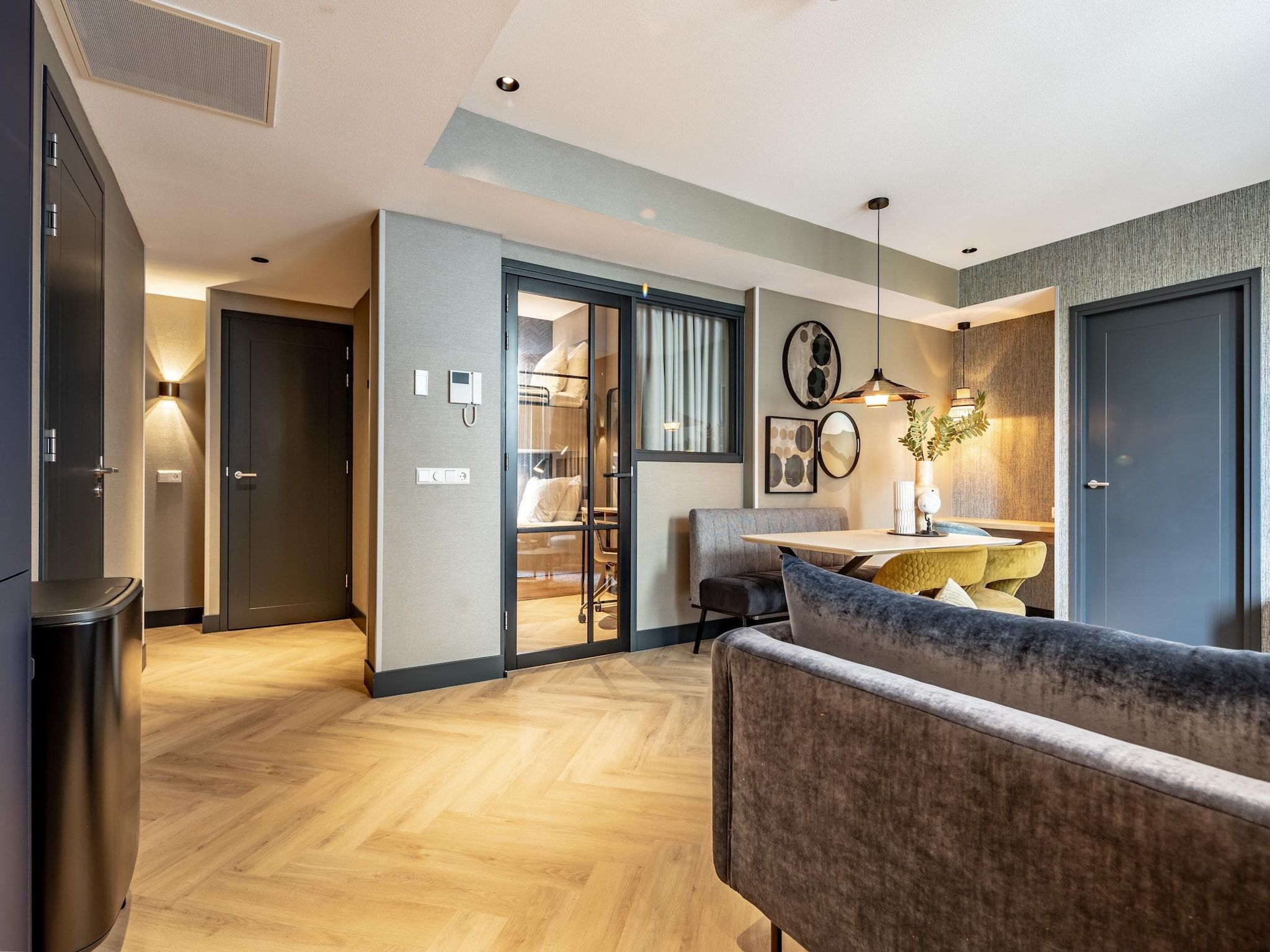 De woonkamer van Delft 3A in Delft