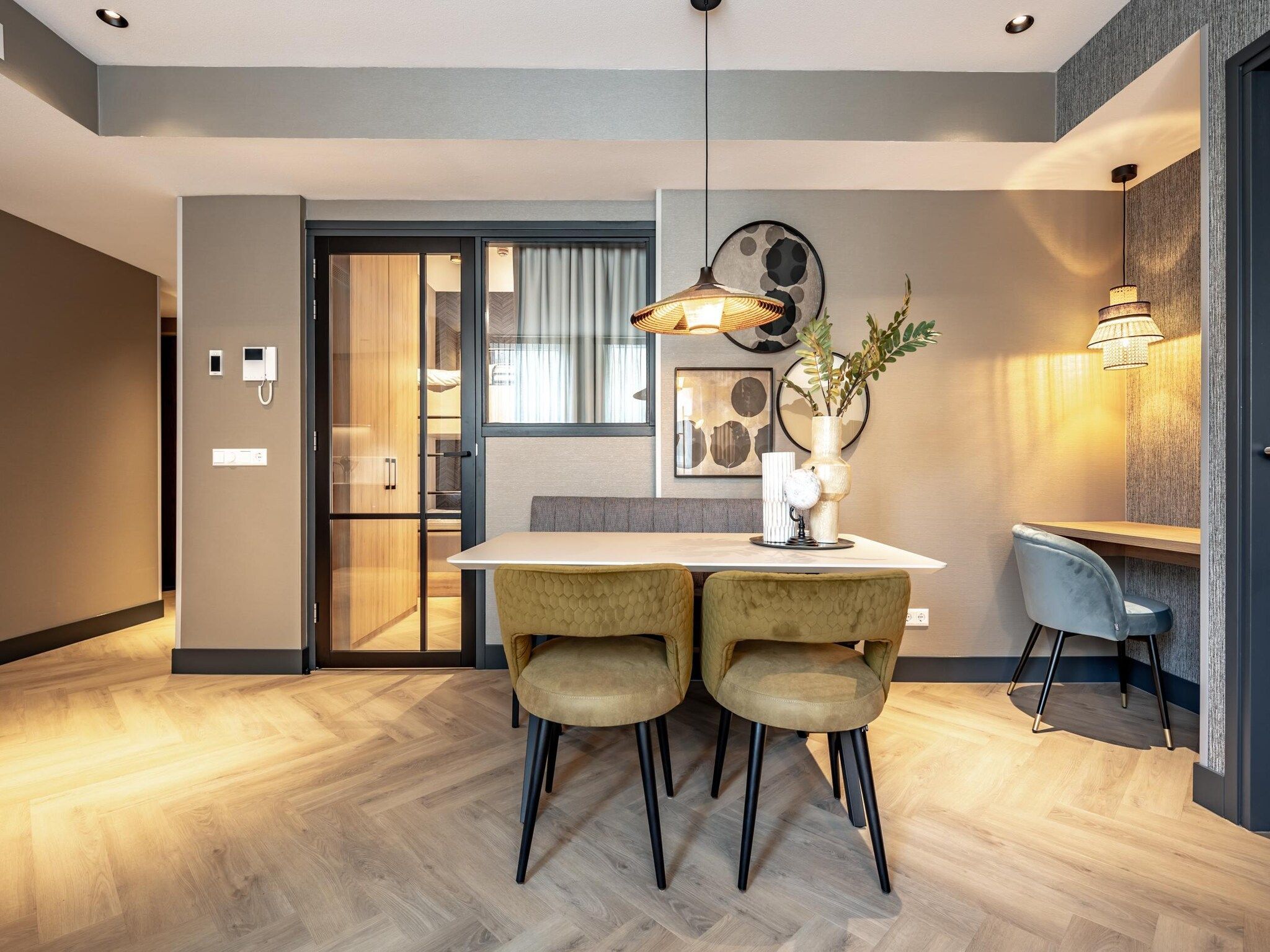 De eetkamer van Delft 3A in Delft