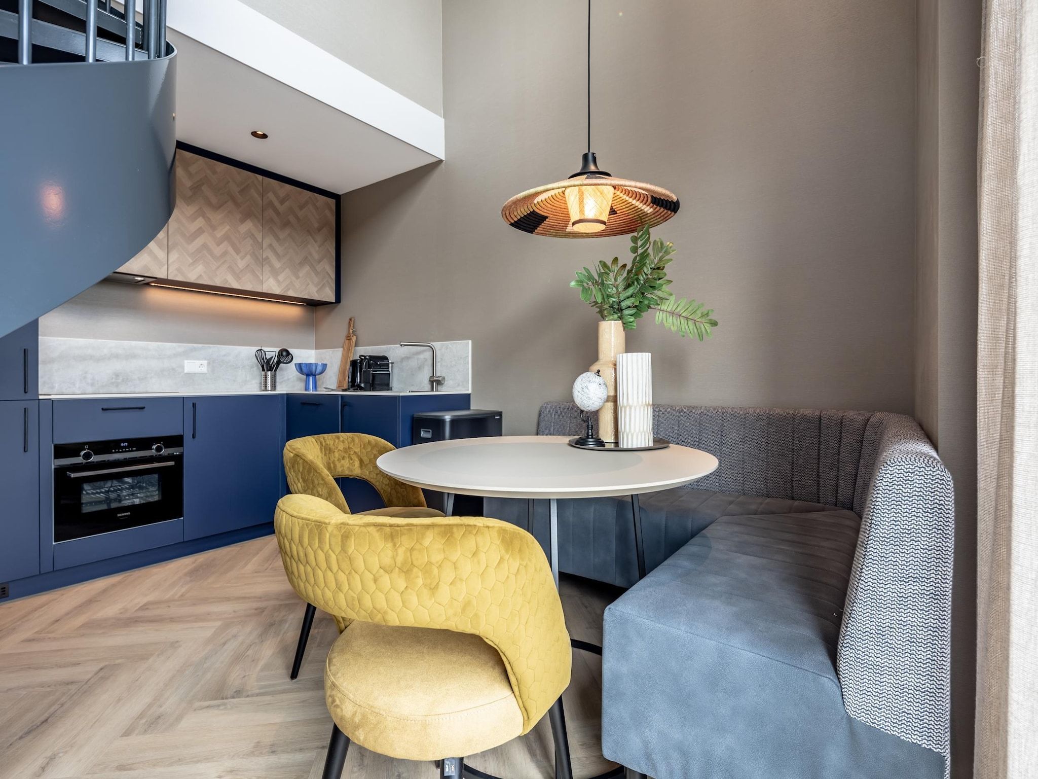De eetkamer van Delft 3B in Delft