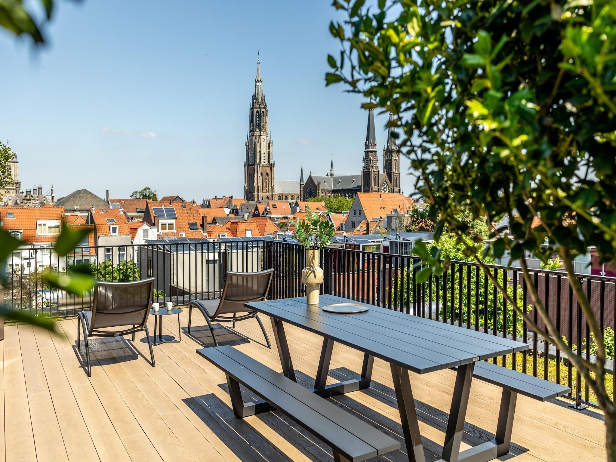 Het terras van Delft 4C in Delft