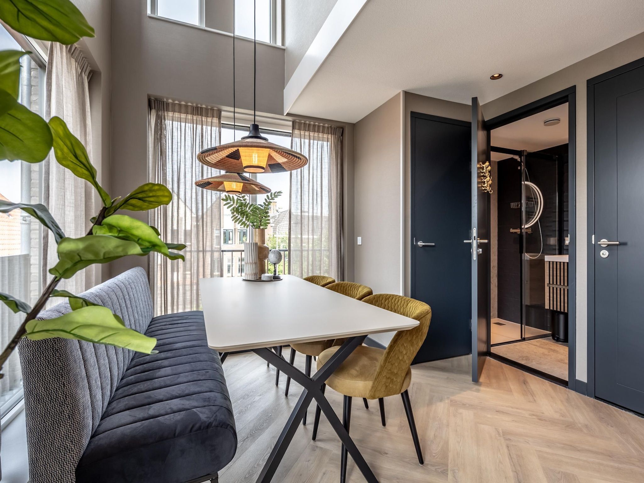 De eetkamer van Delft 5A in Delft