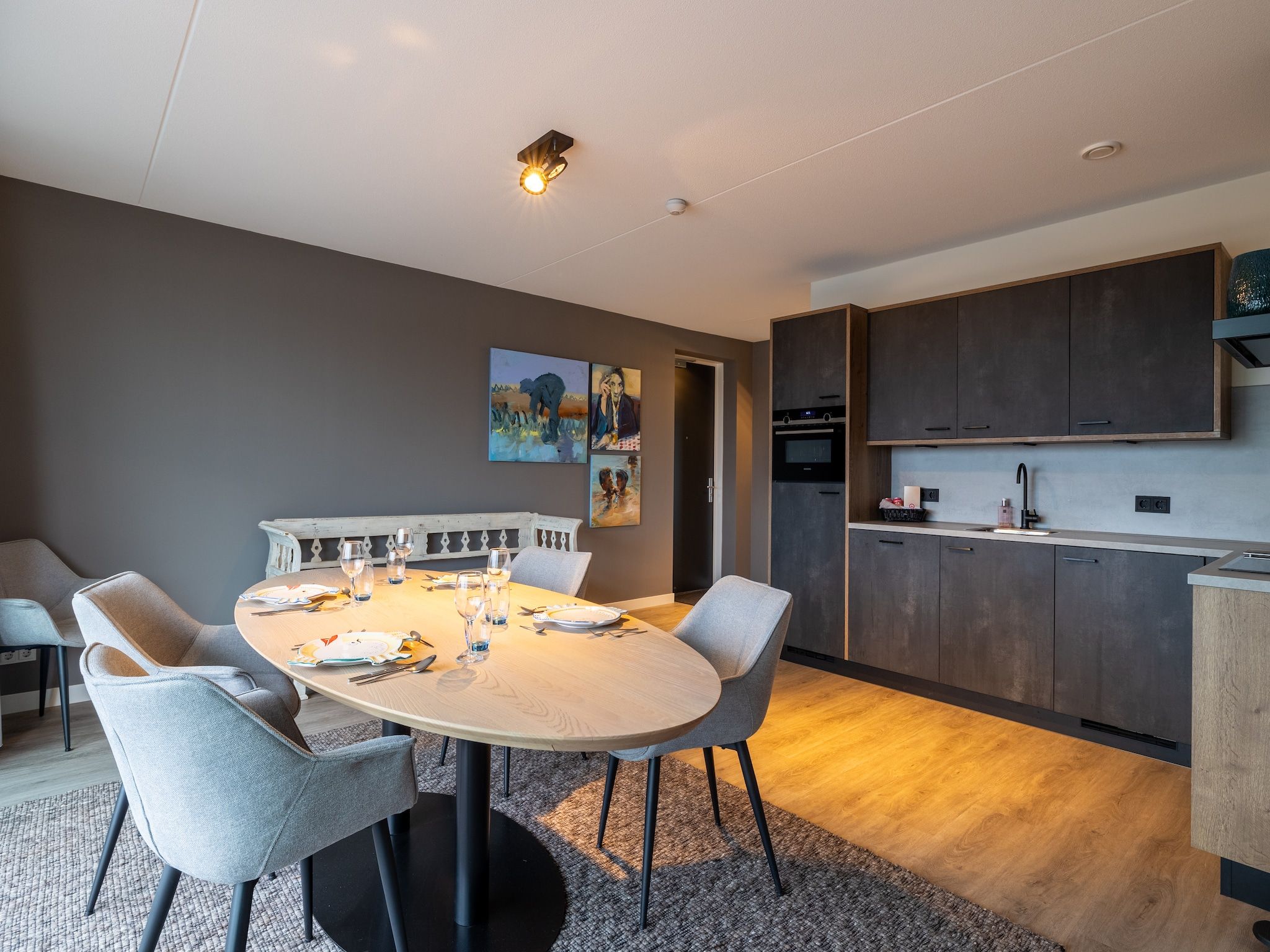 De eetkamer van Appartement Vista Maris - Havenweg 8-28  Sint-Annaland in Sint-Annaland