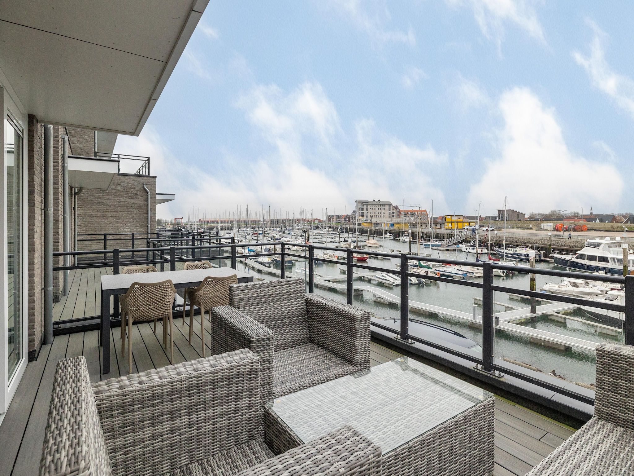 Het uitzicht vanaf Appartement Vista Maris - Havenweg 8-28  Sint-Annaland in Sint-Annaland