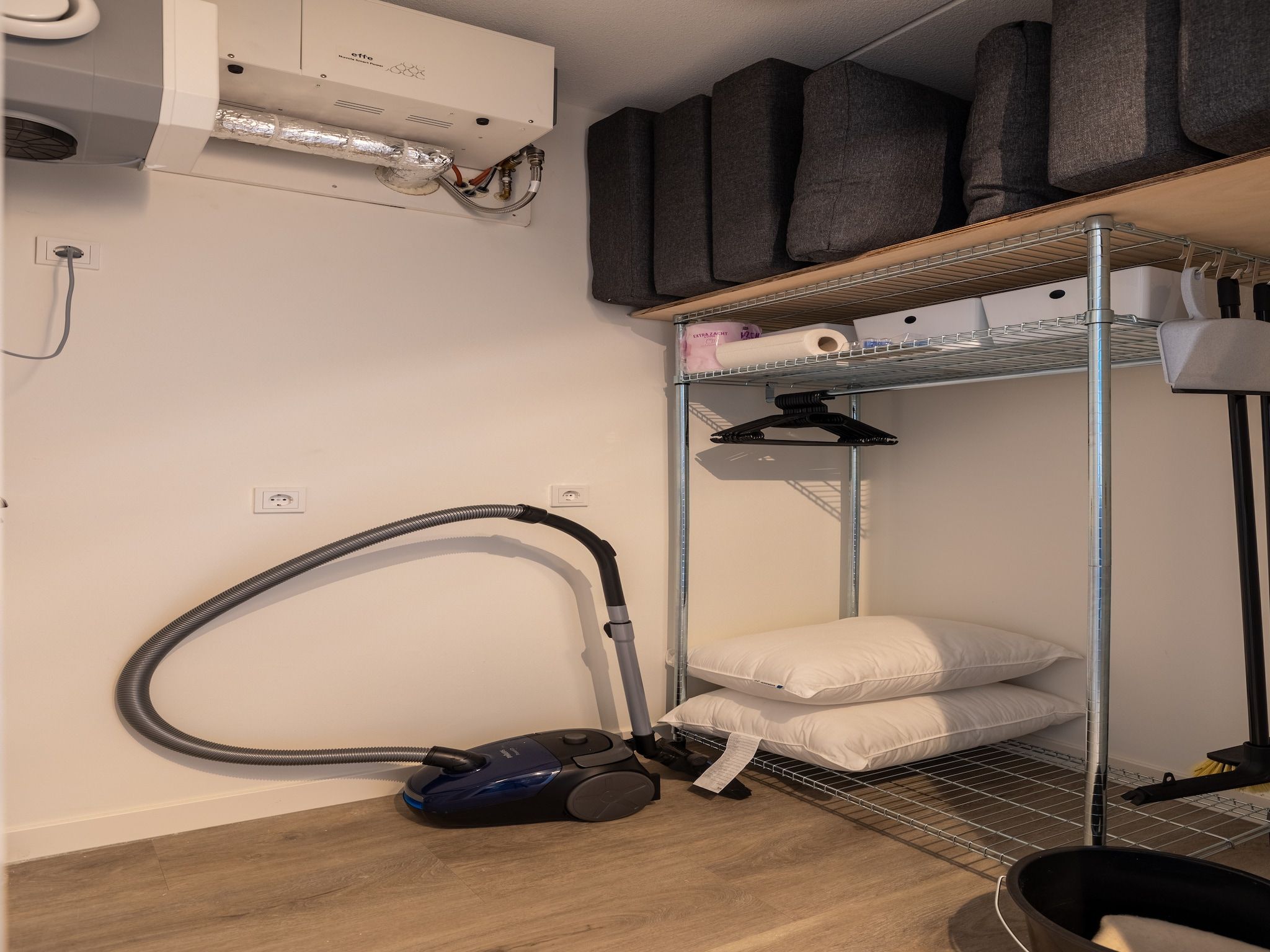 Voorzieningen bij Appartement Vista Maris - Havenweg 8-28  Sint-Annaland in Sint-Annaland