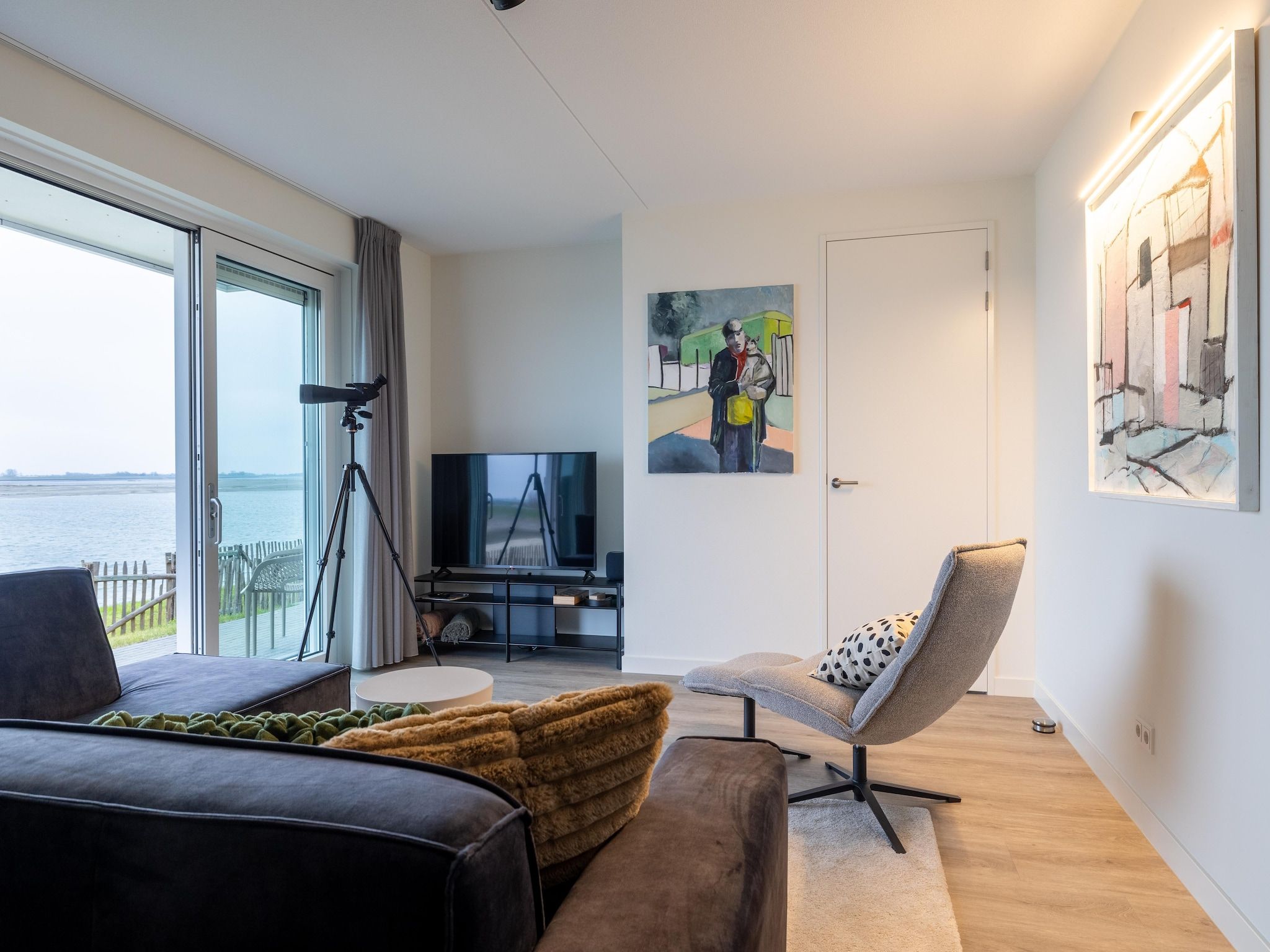 De woonkamer van Appartement Vista Maris - Havenweg 8-28  Sint-Annaland in Sint-Annaland