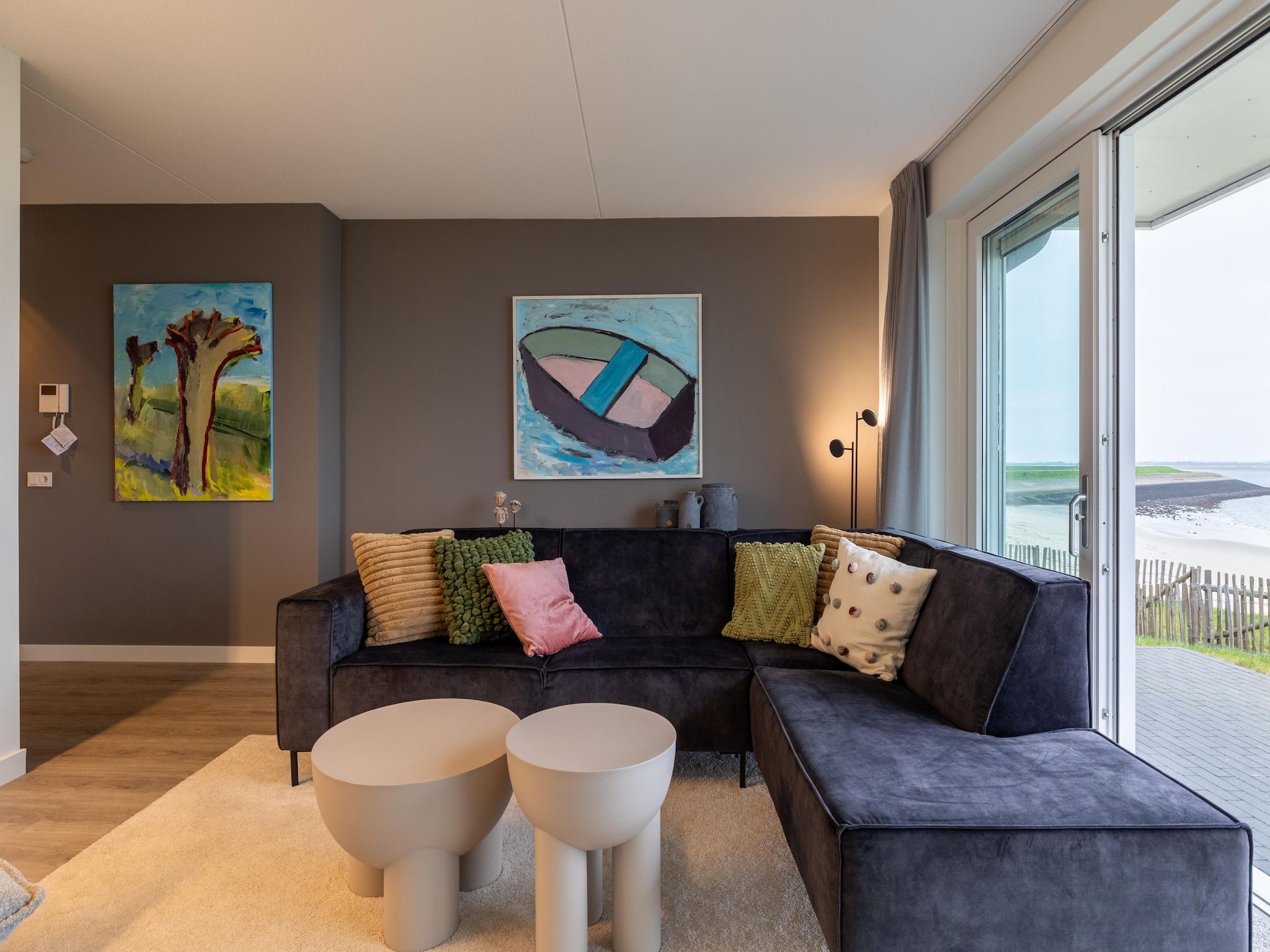 De woonkamer van Appartement Vista Maris - Havenweg 8-28  Sint-Annaland in Sint-Annaland
