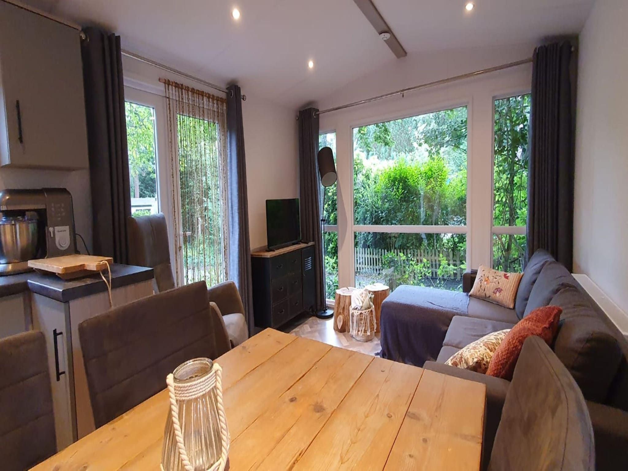 De woonkamer van De Parel in Hattemerbroek