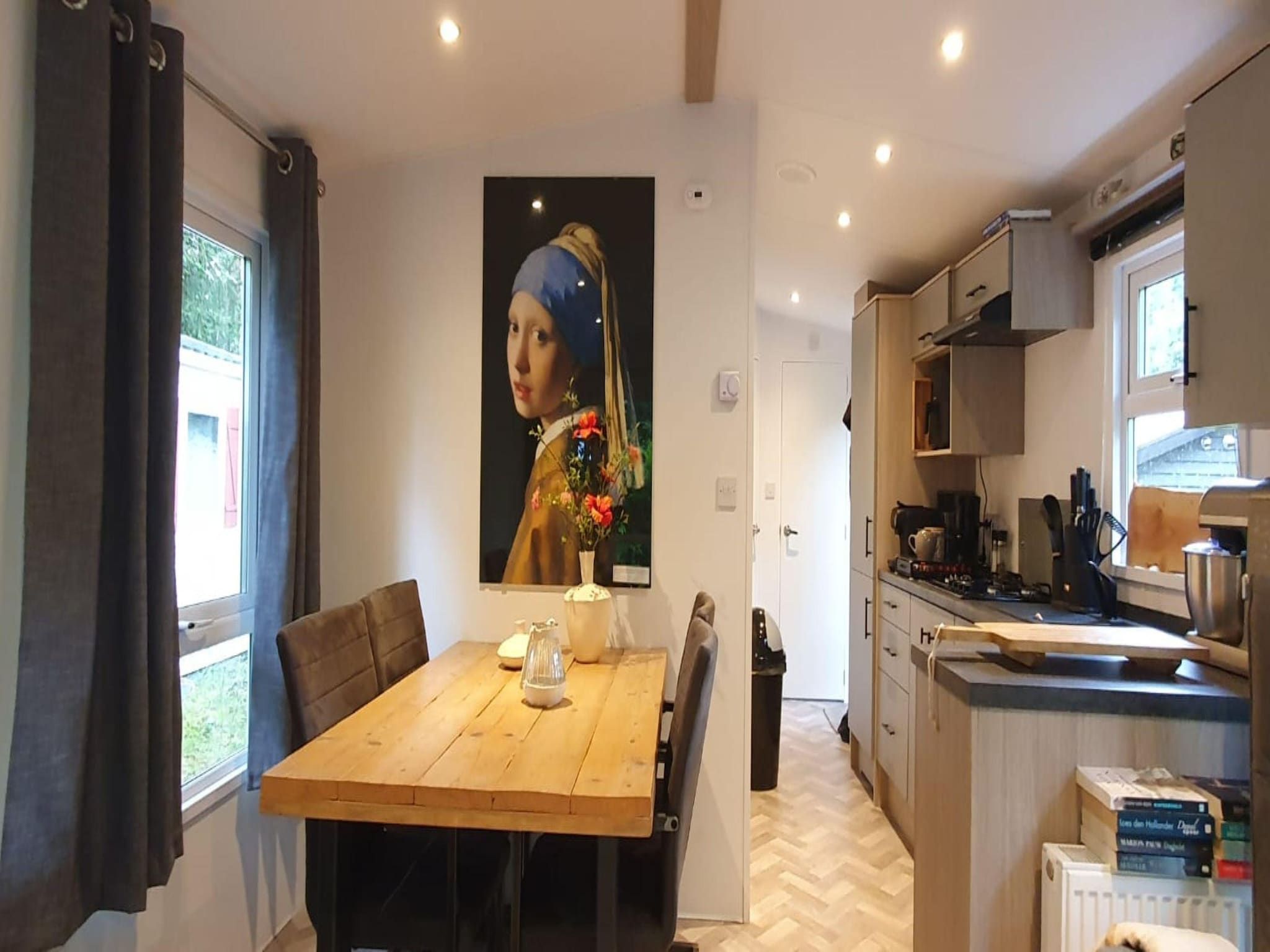 De eetkamer van De Parel in Hattemerbroek