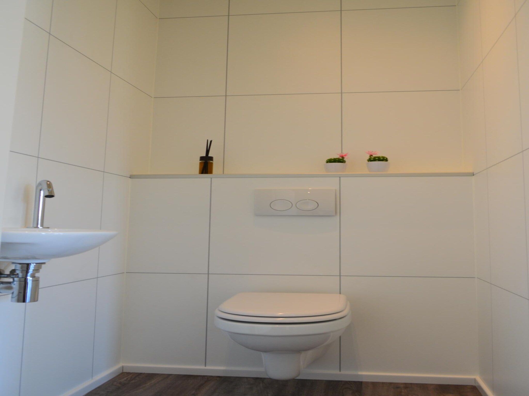 De badkamer van Schaelsbergerbosch - 2 Bathrooms, Fireplace & Garden Shed in Bemelen