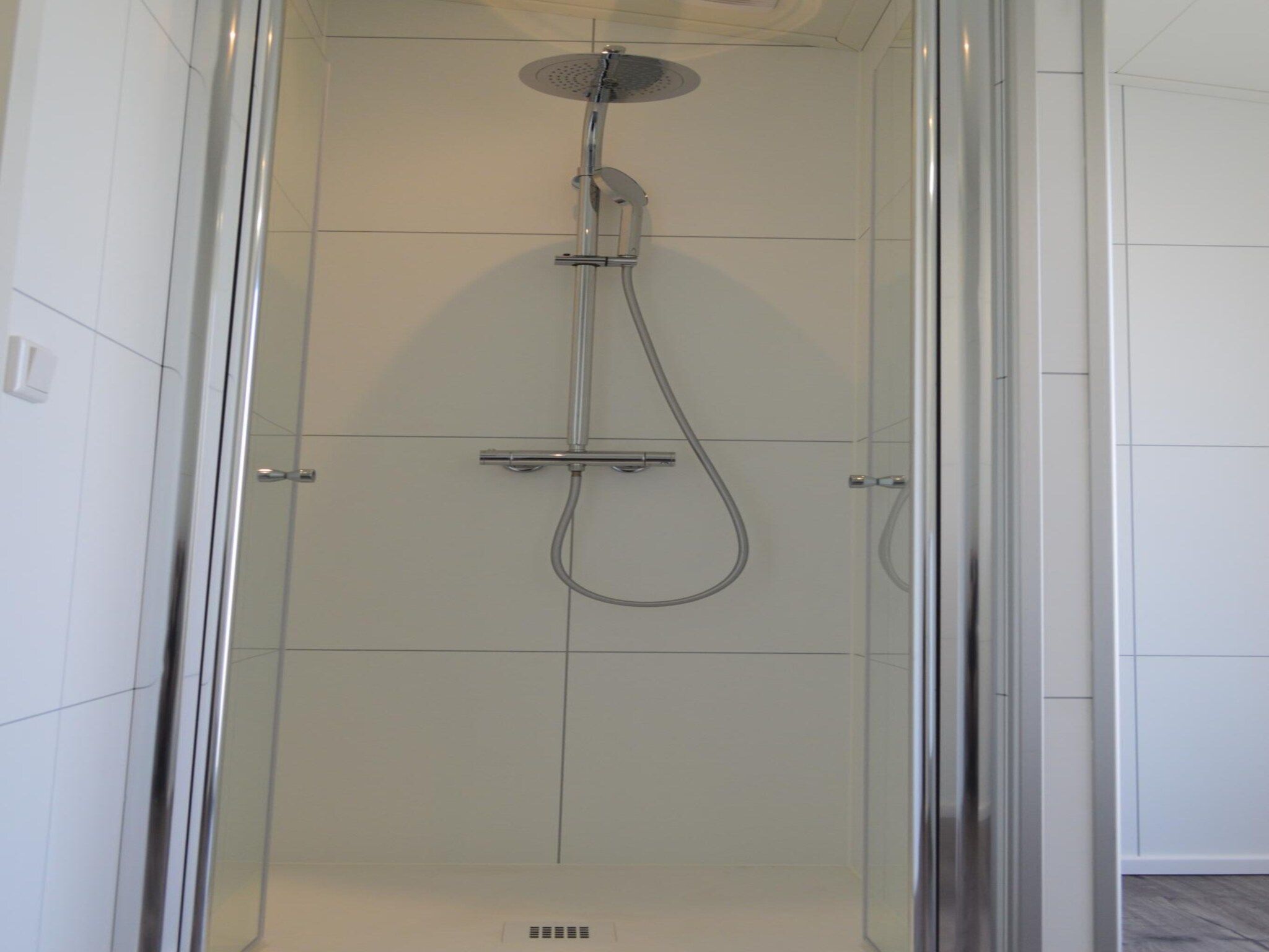 De badkamer van Schaelsbergerbosch - 2 Bathrooms, Fireplace & Garden Shed in Bemelen