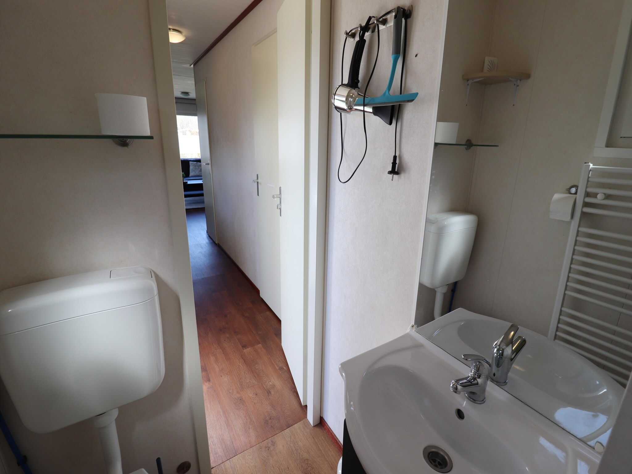 De badkamer van VT 149 in Tzummarum