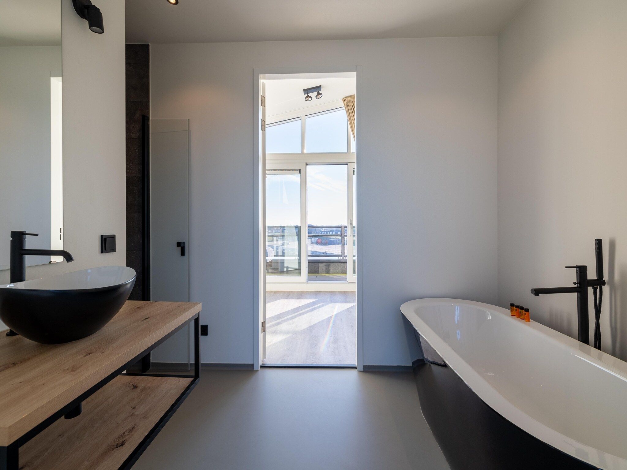 De badkamer van Appartement Vista Maris - Havenweg 8-48  Sint-Annaland in Sint-Annaland