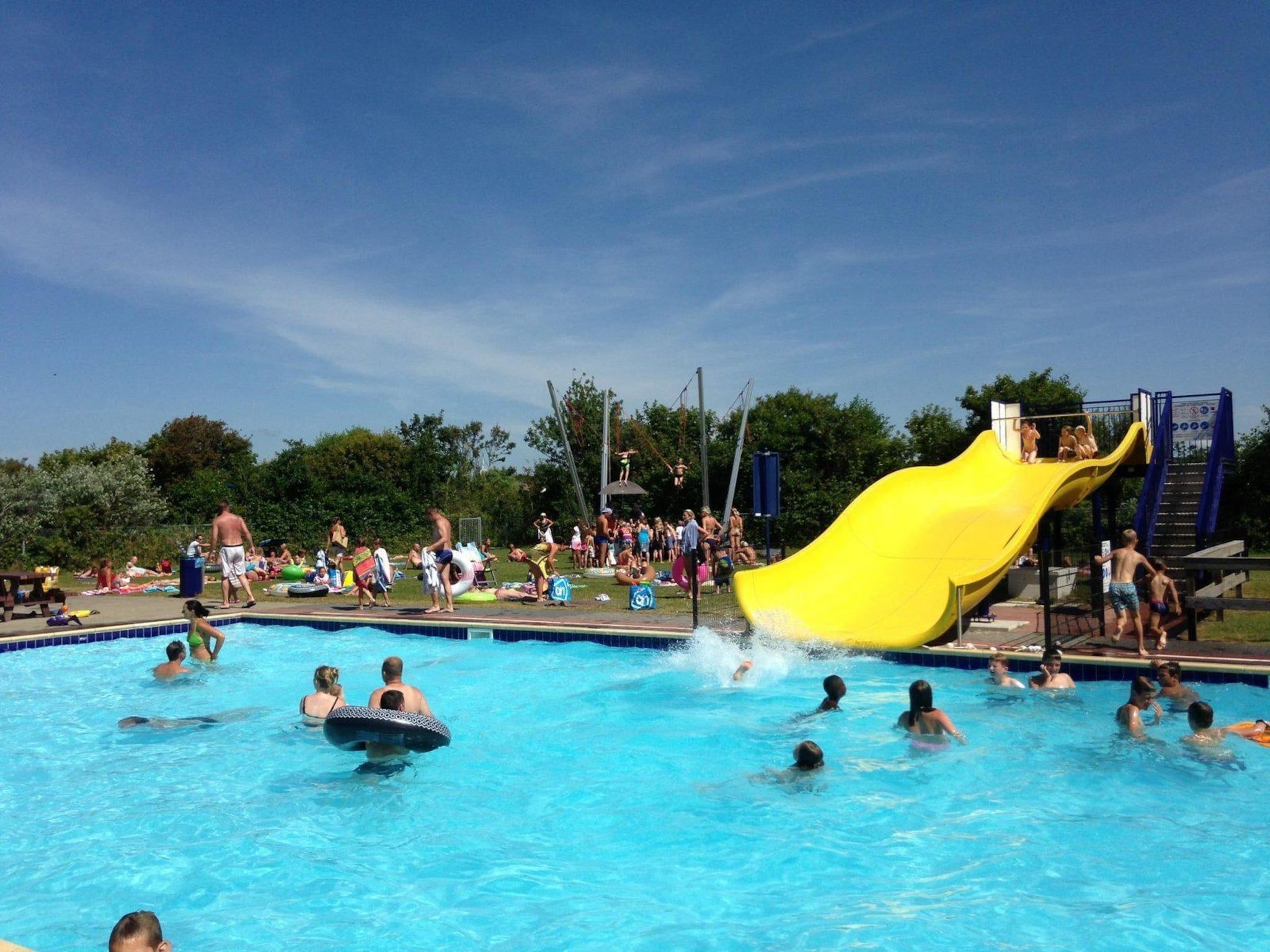 Parkfaciliteiten bij Watersnip 57 "Huis Skuumkoppe" in Petten