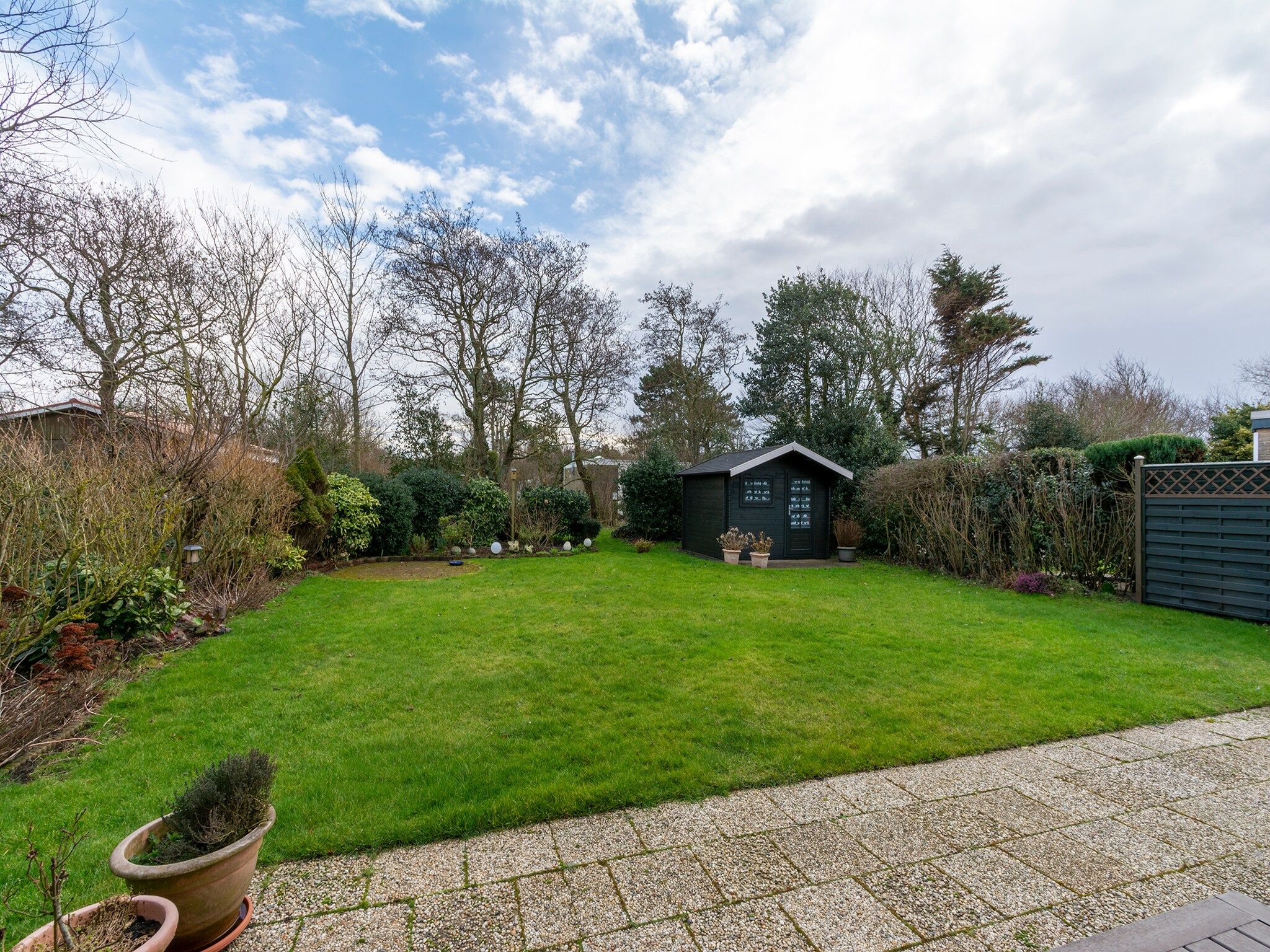 De tuin van Garnekuul 15 in Callantsoog