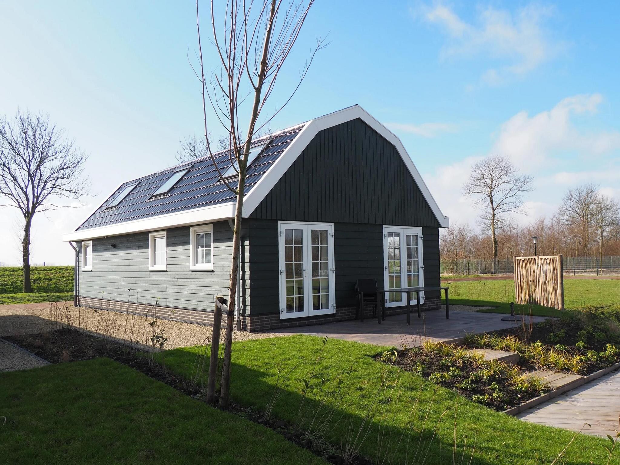 De buitenkant van Tulpenhof Villa  10 personen in West-Graftdijk