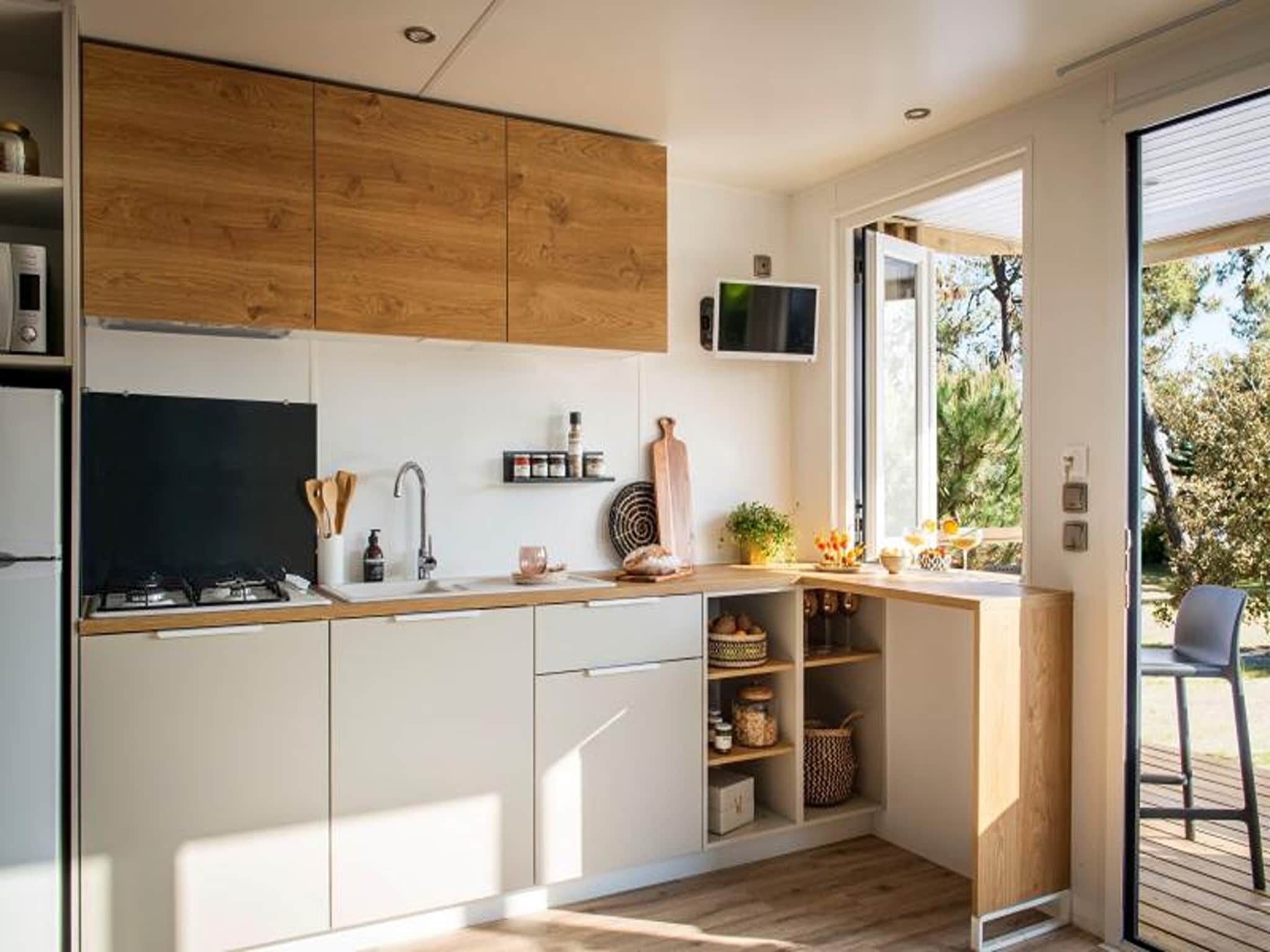 De keuken van Terraslodge 2 in Heeg