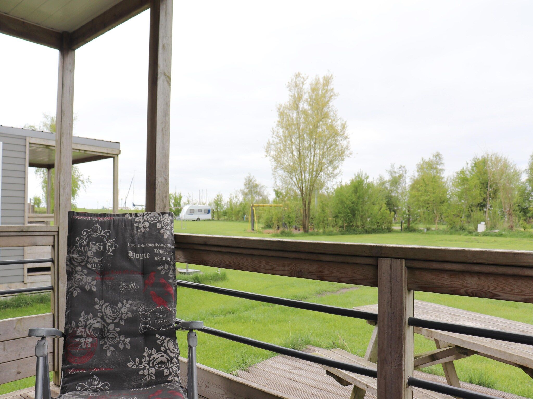 Het uitzicht vanaf Terraslodge 2 in Heeg