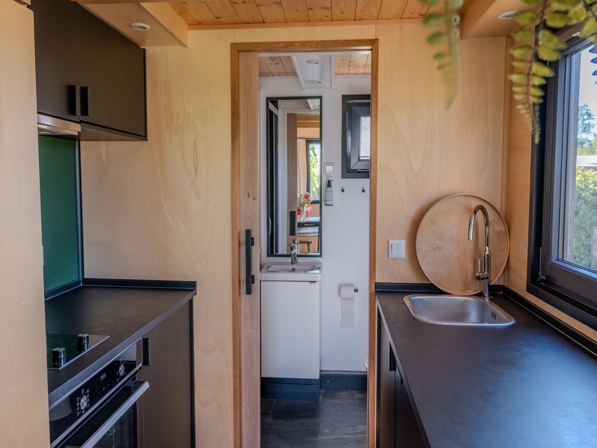 De keuken van Groepsruimte i.c.m. 4 tiny greenhouses in Scherpenzeel