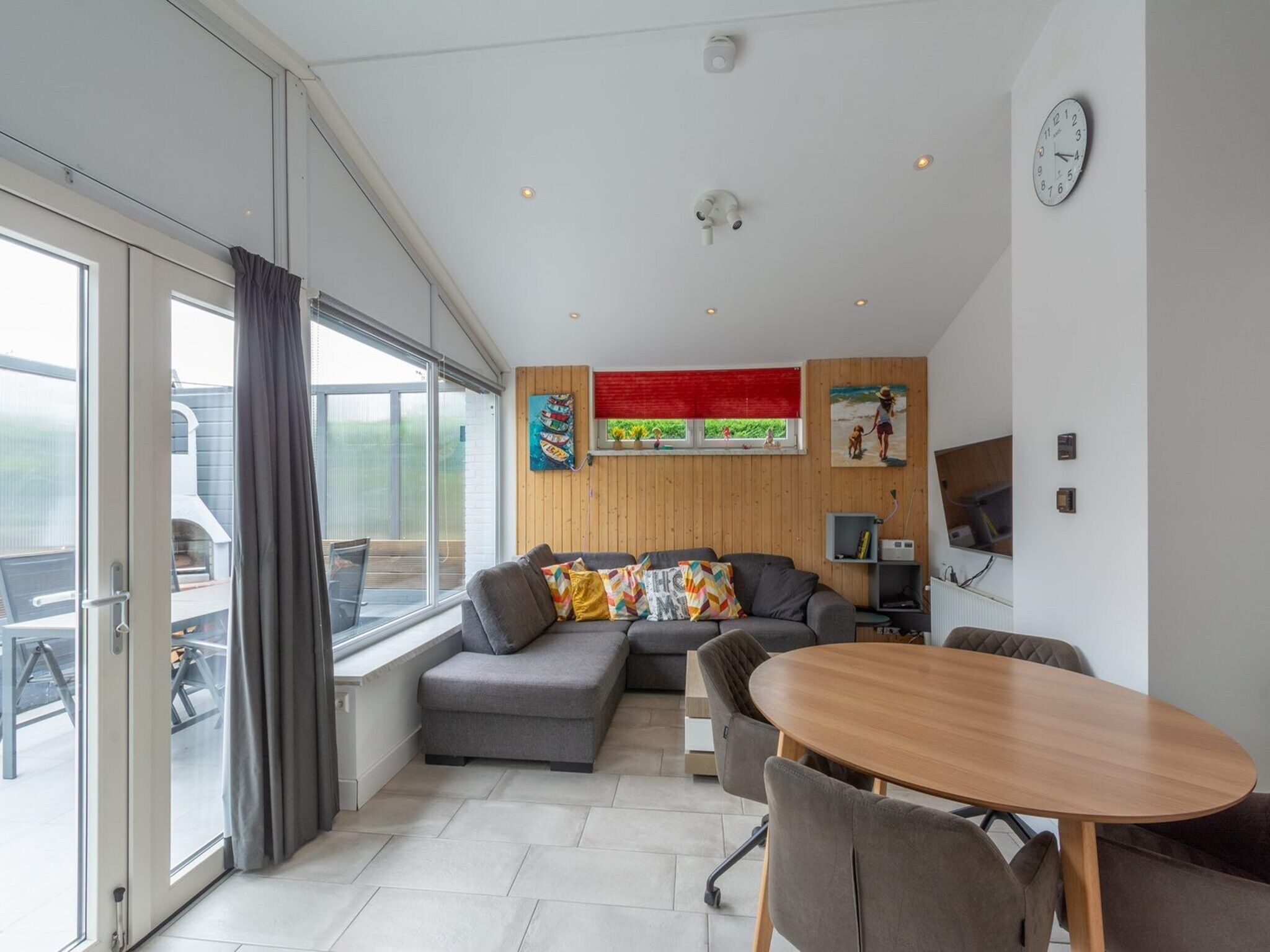 De woonkamer van Duinland 65 in Sint Maartenszee