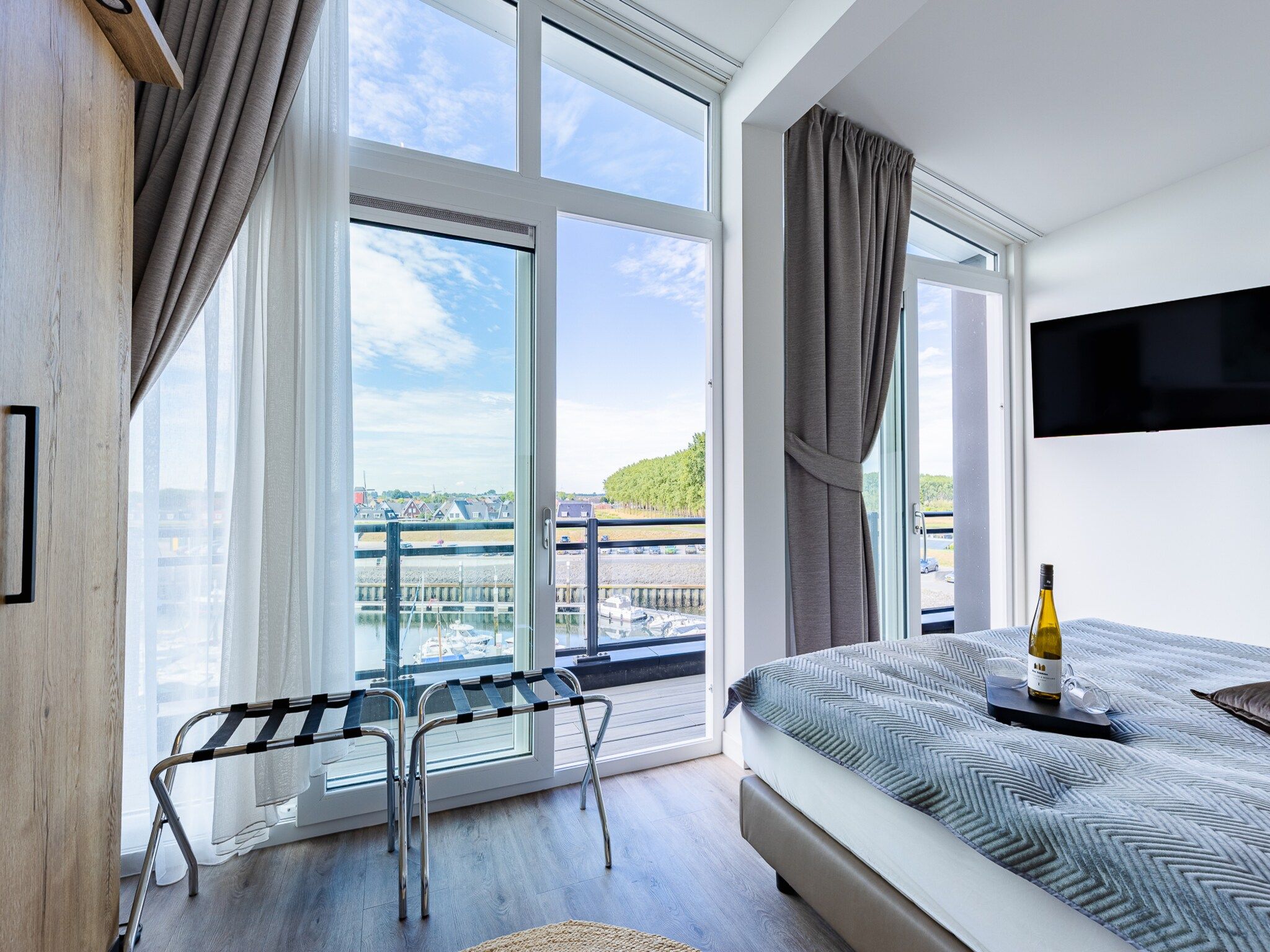 Het uitzicht vanaf Penthouse at the beach - with balcony | No. 26 - 2 Pers.  | Vista Maris in Sint-Annaland