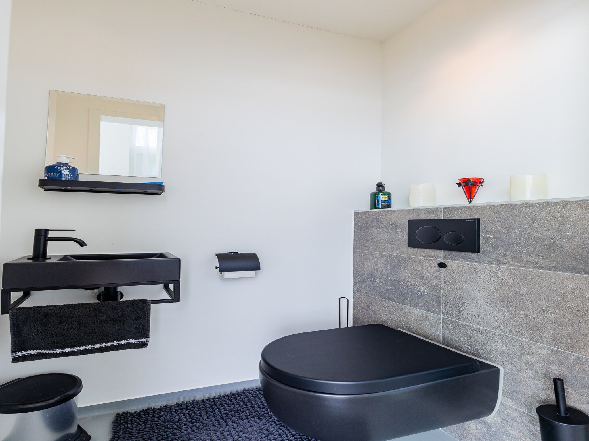 De badkamer van Penthouse at the beach - with balcony | No. 26 - 2 Pers.  | Vista Maris in Sint-Annaland