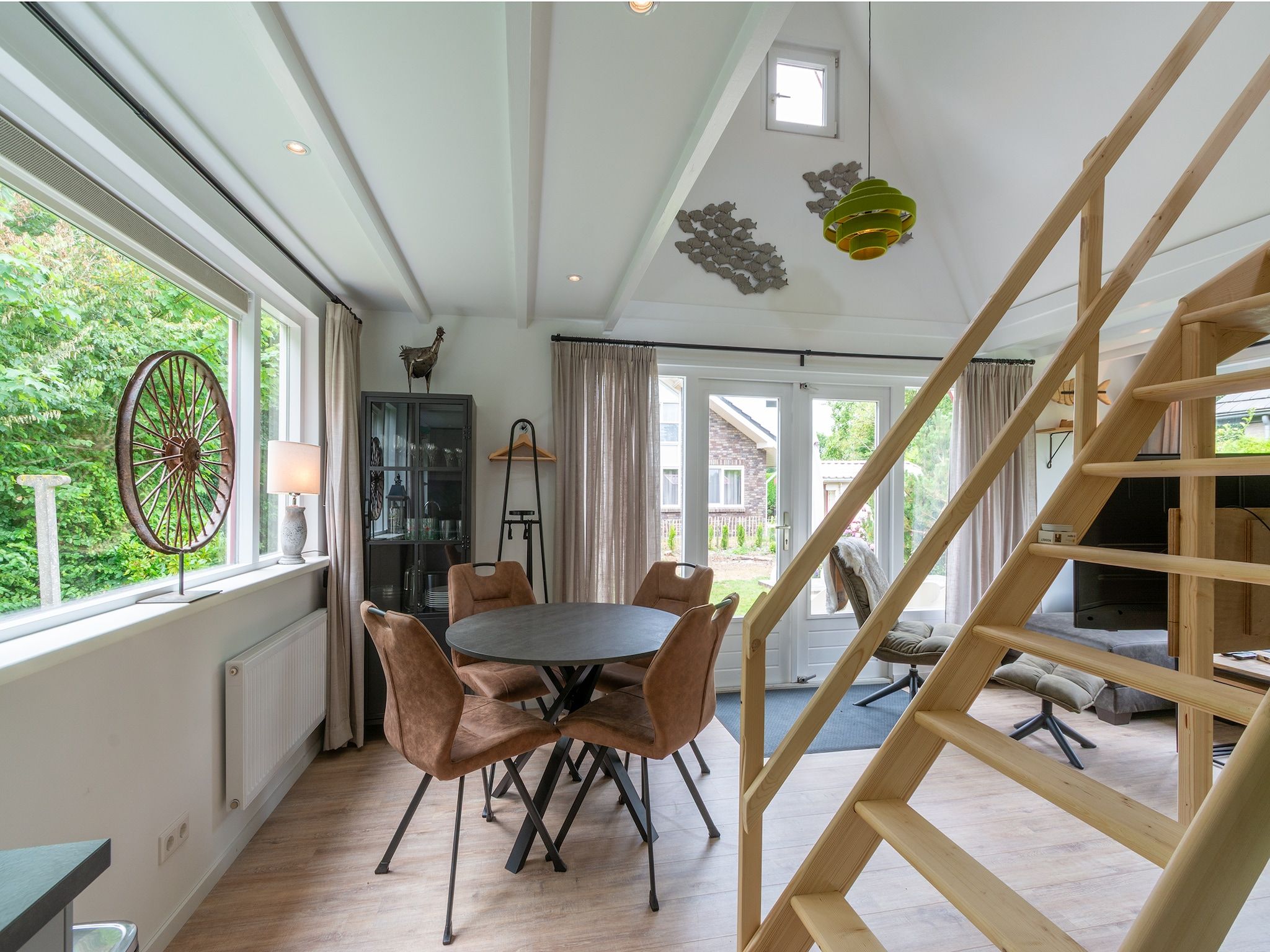 De woonkamer van Duinland 50 in Sint Maartenszee