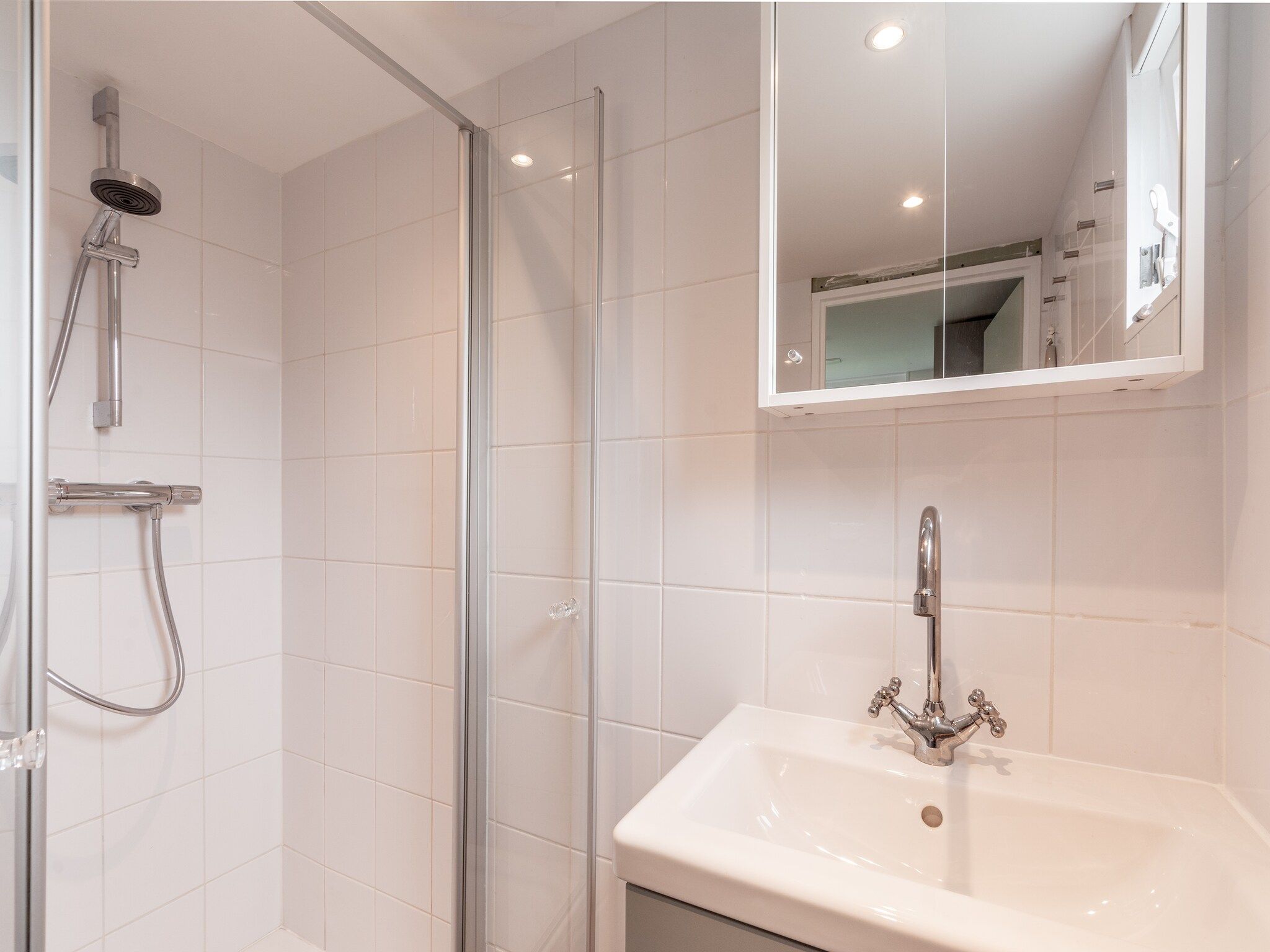 De badkamer van Duinland 50 in Sint Maartenszee