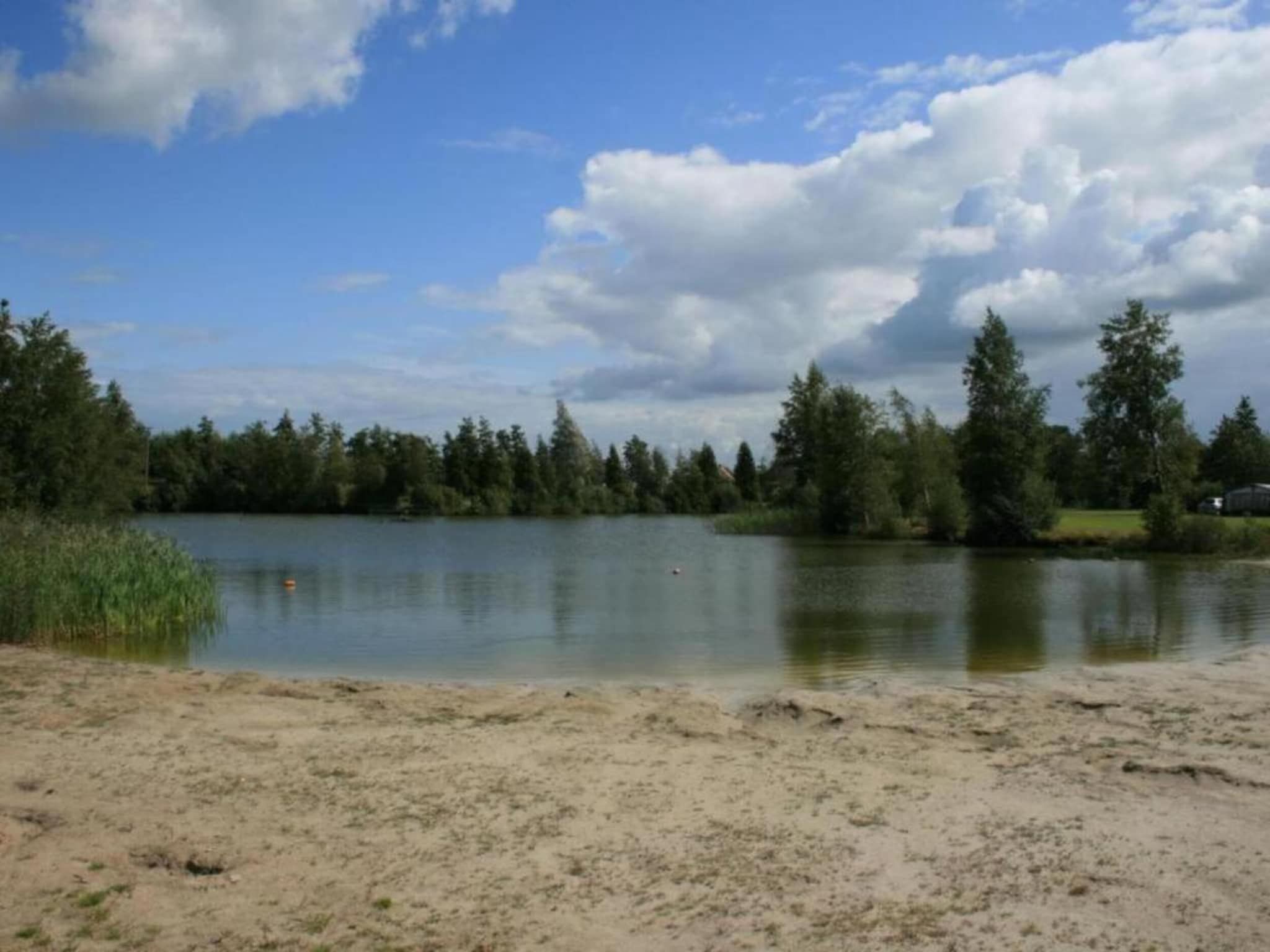 De omgeving van Chaletwoning in Sint Nicolaasga