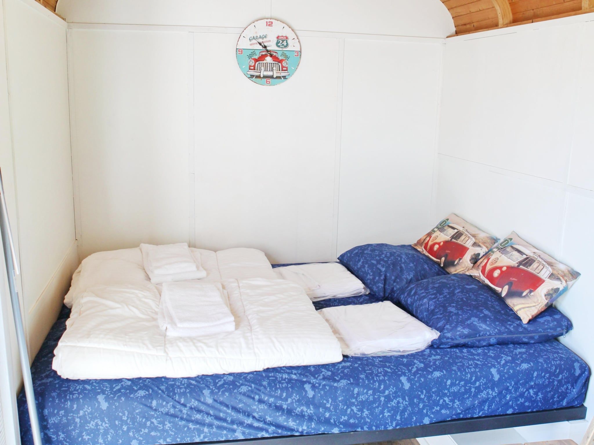 Een slaapkamer van Tiny Wagons Naarden in Naarden
