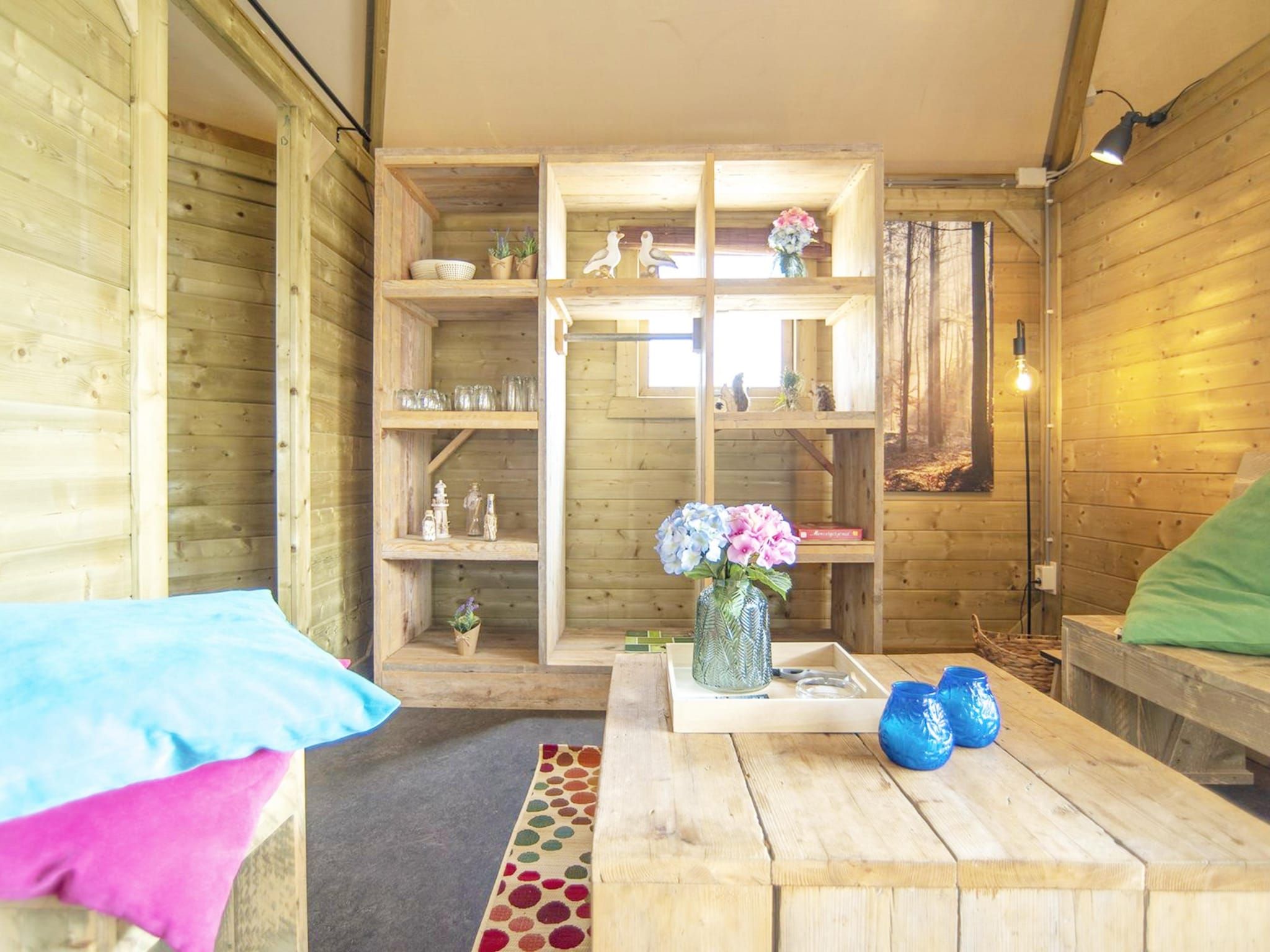 De woonkamer van Dune home 4 people, with private sanitary facilities in Almere