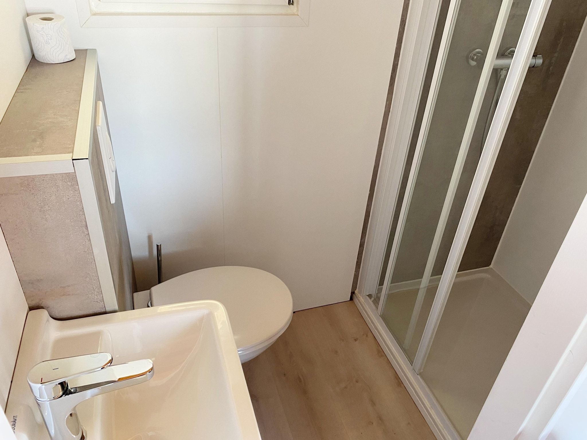 De badkamer van Chalets in Almere