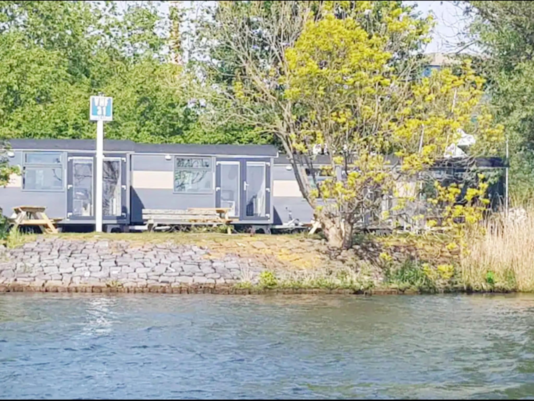 Tiny Wagon two-person (Nr 7-10),by the water in Almere - Foto 10 van 20