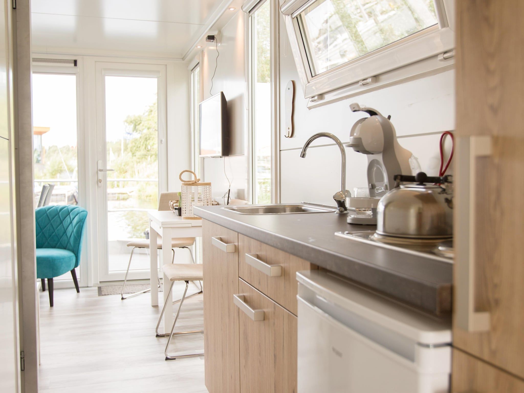 De keuken van Havenlodge with roof terrace and balcony (4-6 pers) Almere in Almere