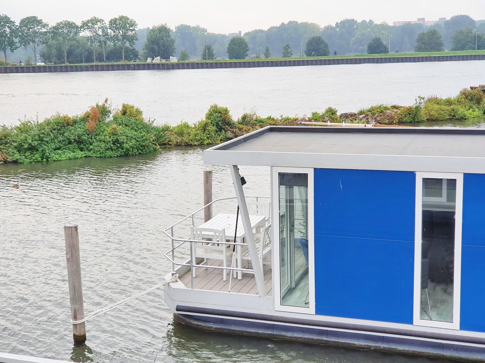 De buitenkant van Harbor lodge+ with roof terrace and balcony (4-6 pers) Amsterdam in Amsterdam