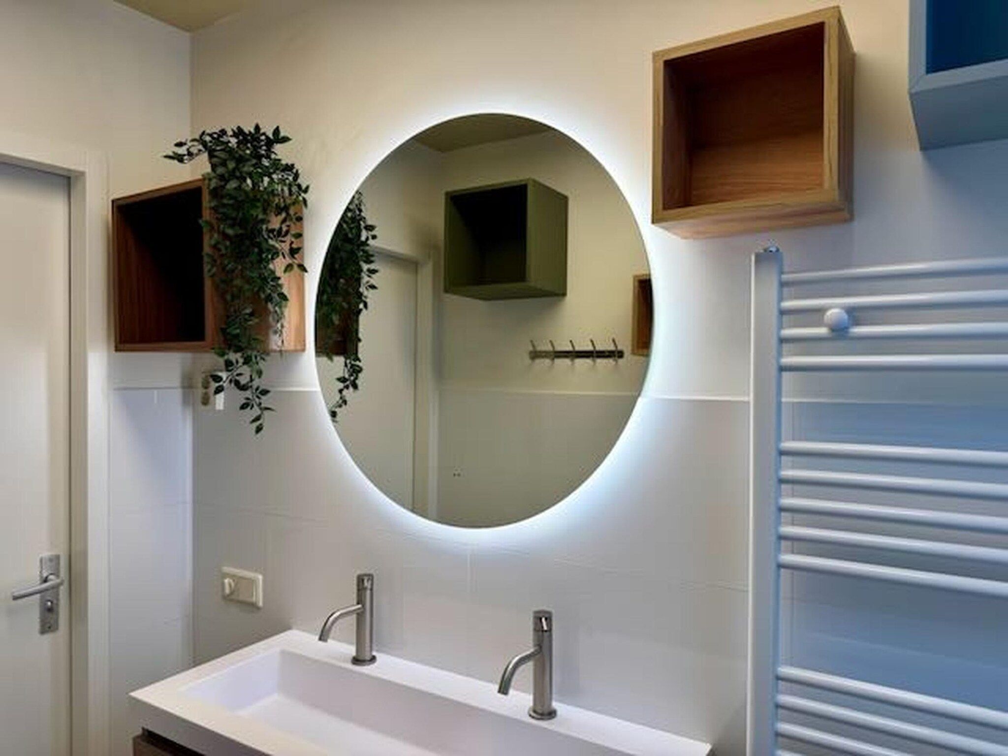 De badkamer van 6 - Persons Forest VIP Bungalow (copy) in Ewijk