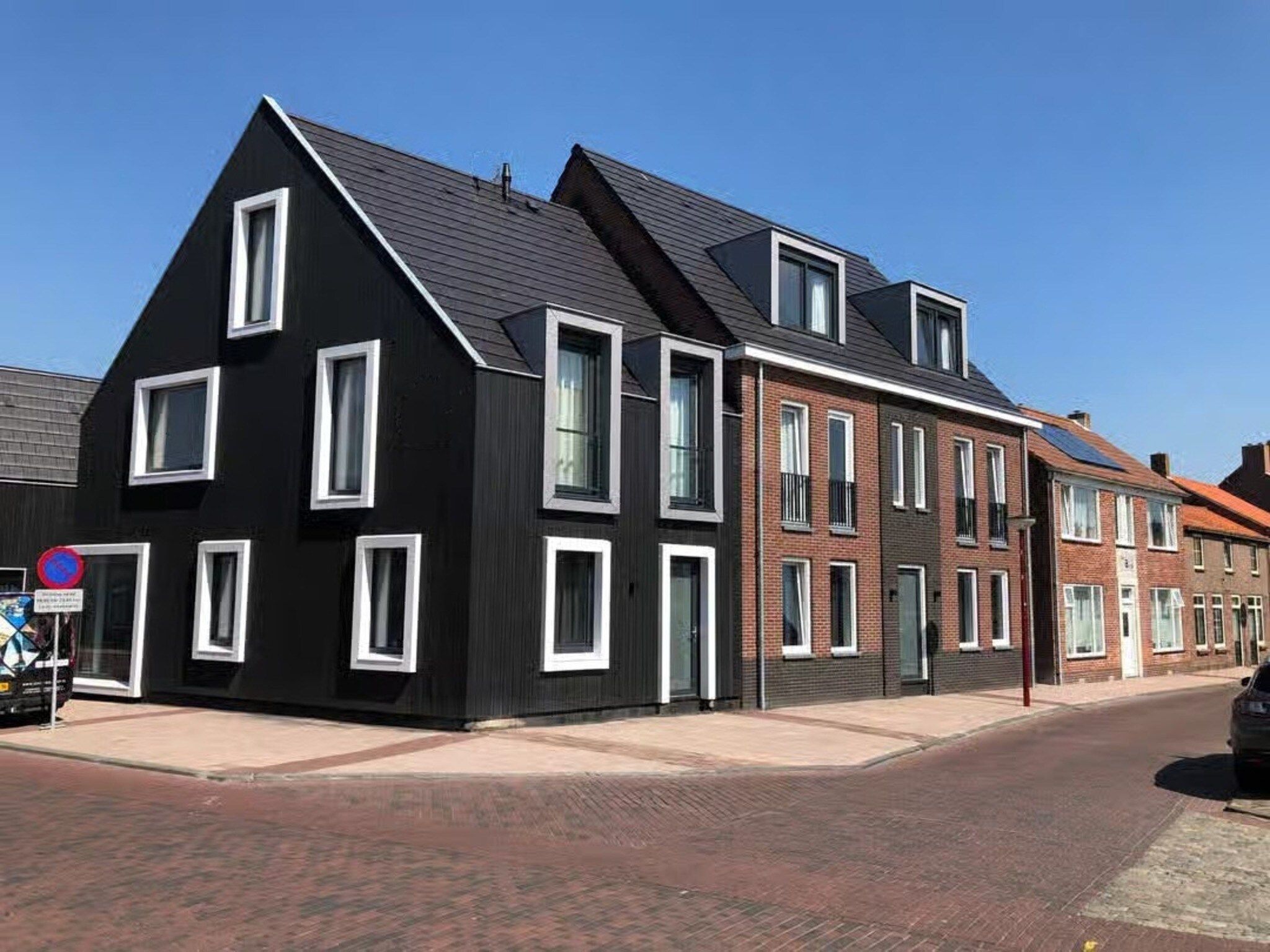 De buitenkant van Plein 40 Lodge 20 in Zoutelande